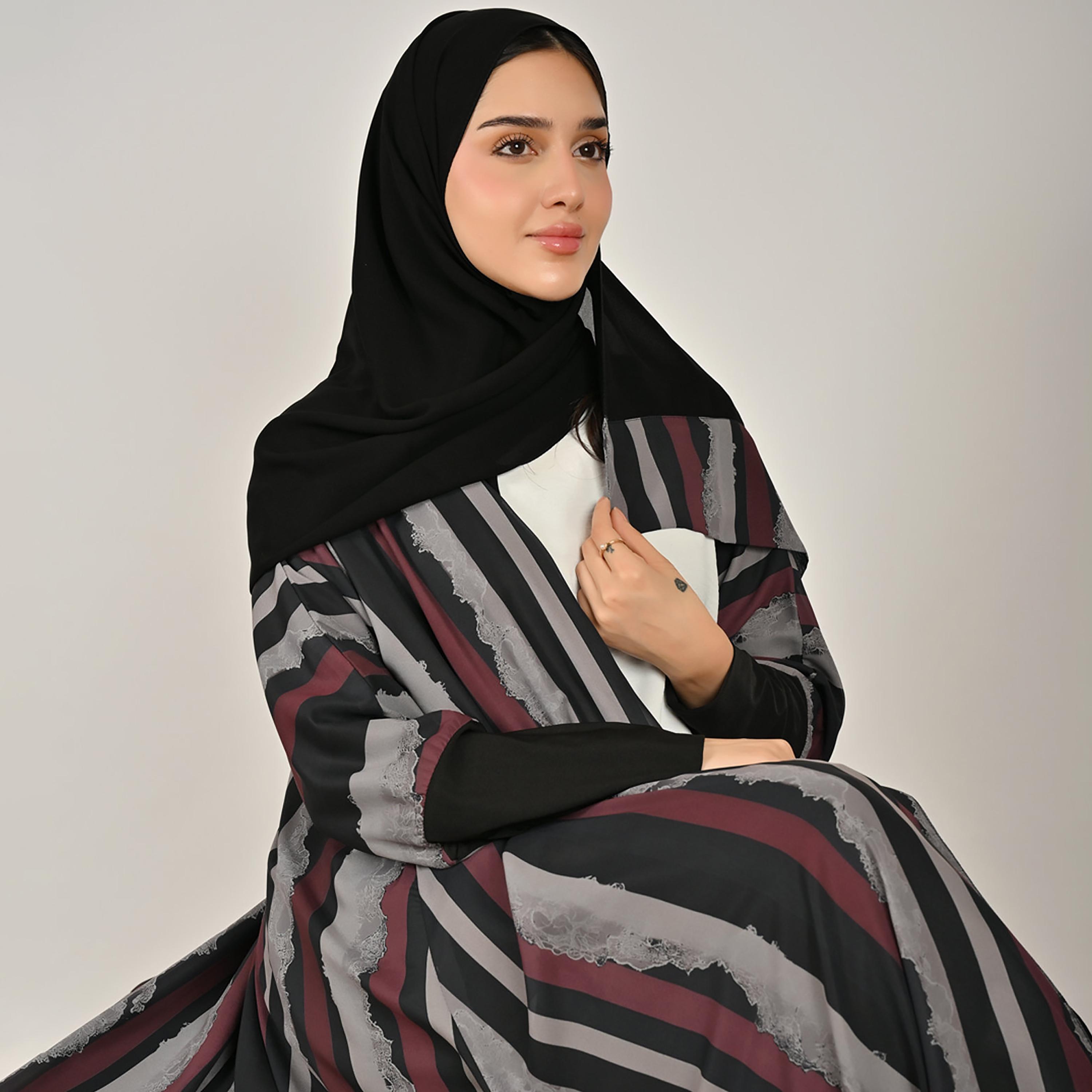 عباية نسائية من الكتان من هورا، متعددة الألوان، بأكمام مطاطية، مزينة بالدانتيل والخطوط، مفتوحة من الأمام، مع حجاب-women-arabicclothing-abayas-image-2