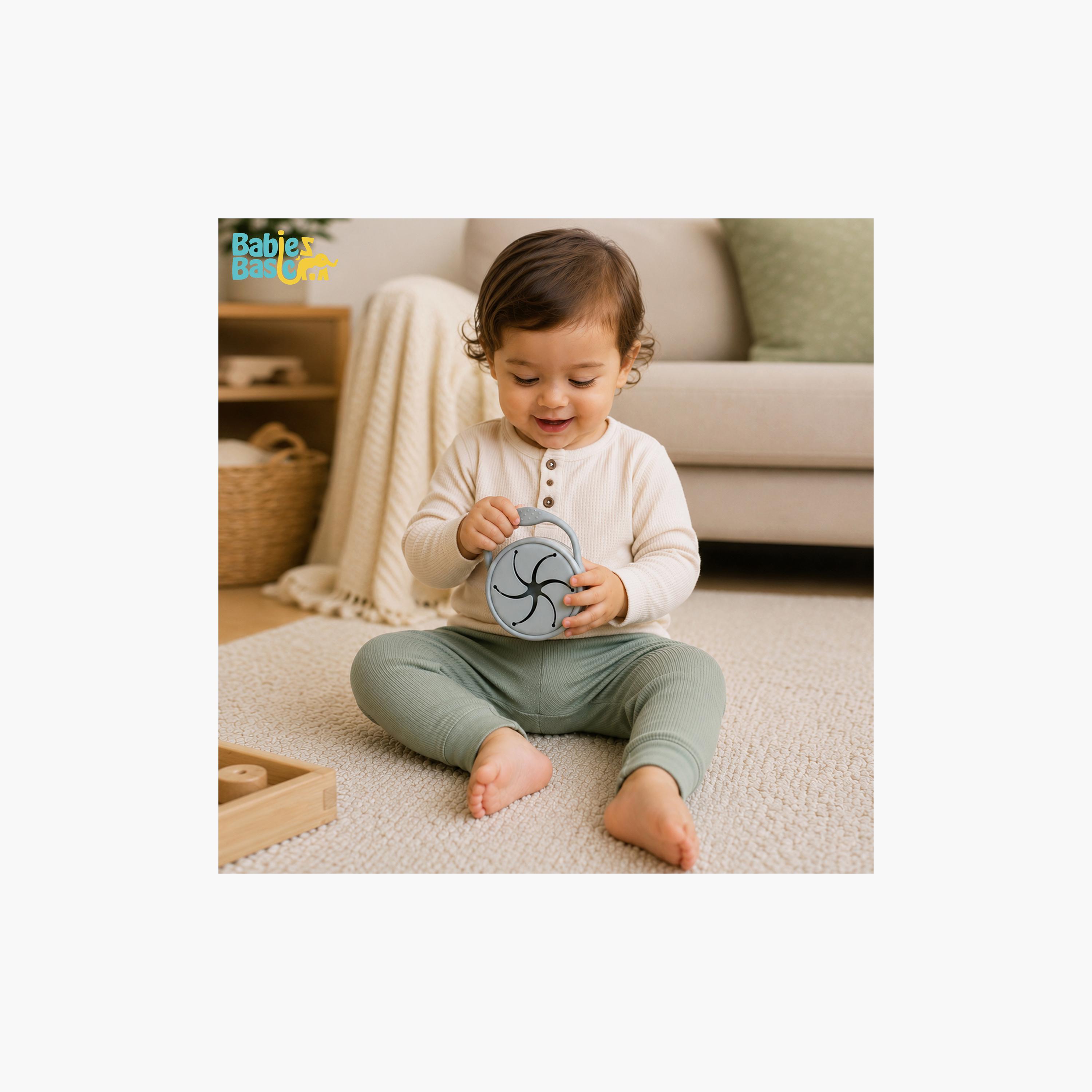 Babies Basic Collapsible Silicone Snack Cup with Lid - 150 ml-baby-feeding-mealtimeessentials-image-3