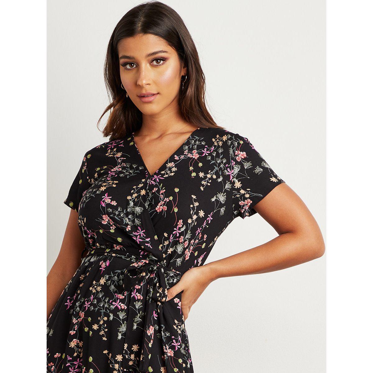 Styli Floral Print V Neck A-Line Maxi Dress with Tie Up-women-clothing-dresses-image-2
