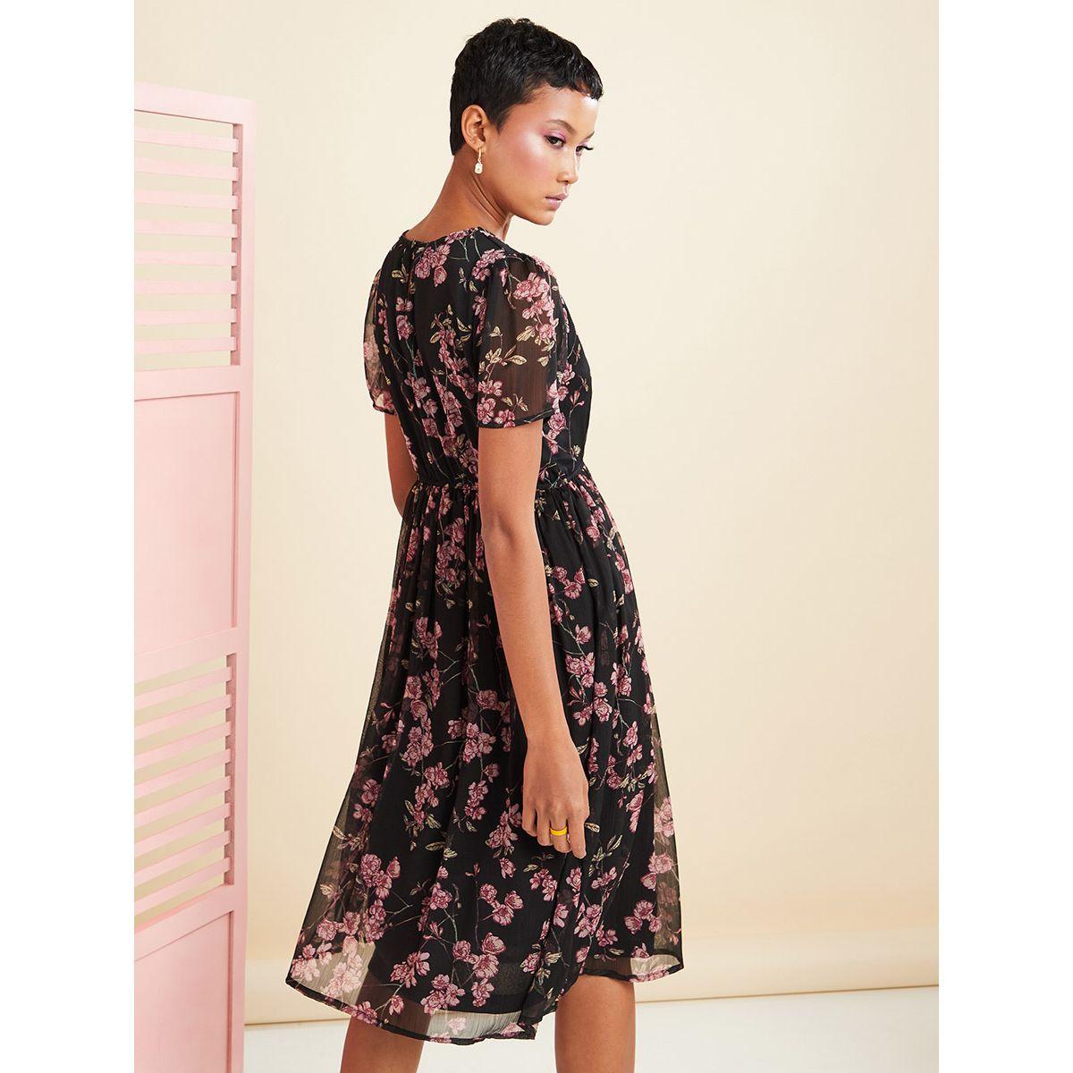 Styli Short Sleeves Floral Print A-Line Midi Dress-women-clothing-dresses-image-4