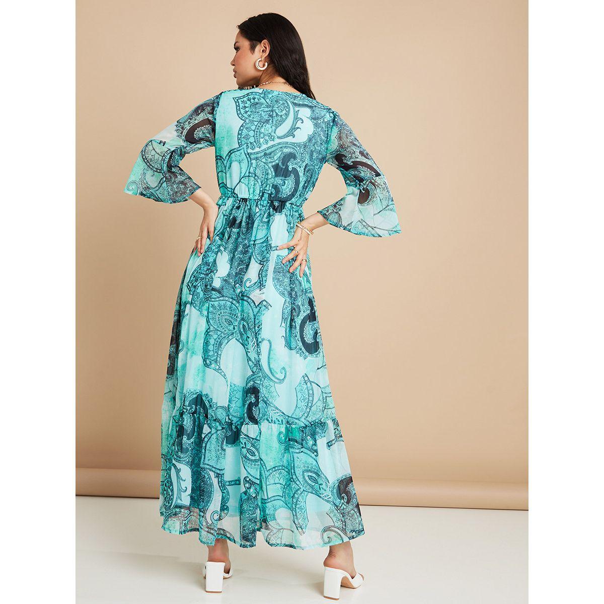 Styli Flute Sleeves Paisley Print A-Line Maxi Dress with V Neck-women-clothing-dresses-image-4