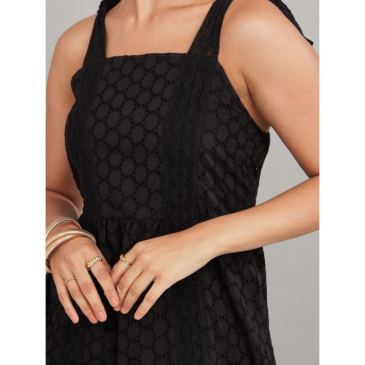 Styli Tie Strap Lace Overlay A-Line Maxi Dress with Slit Hem-women-clothing-dresses-image-3