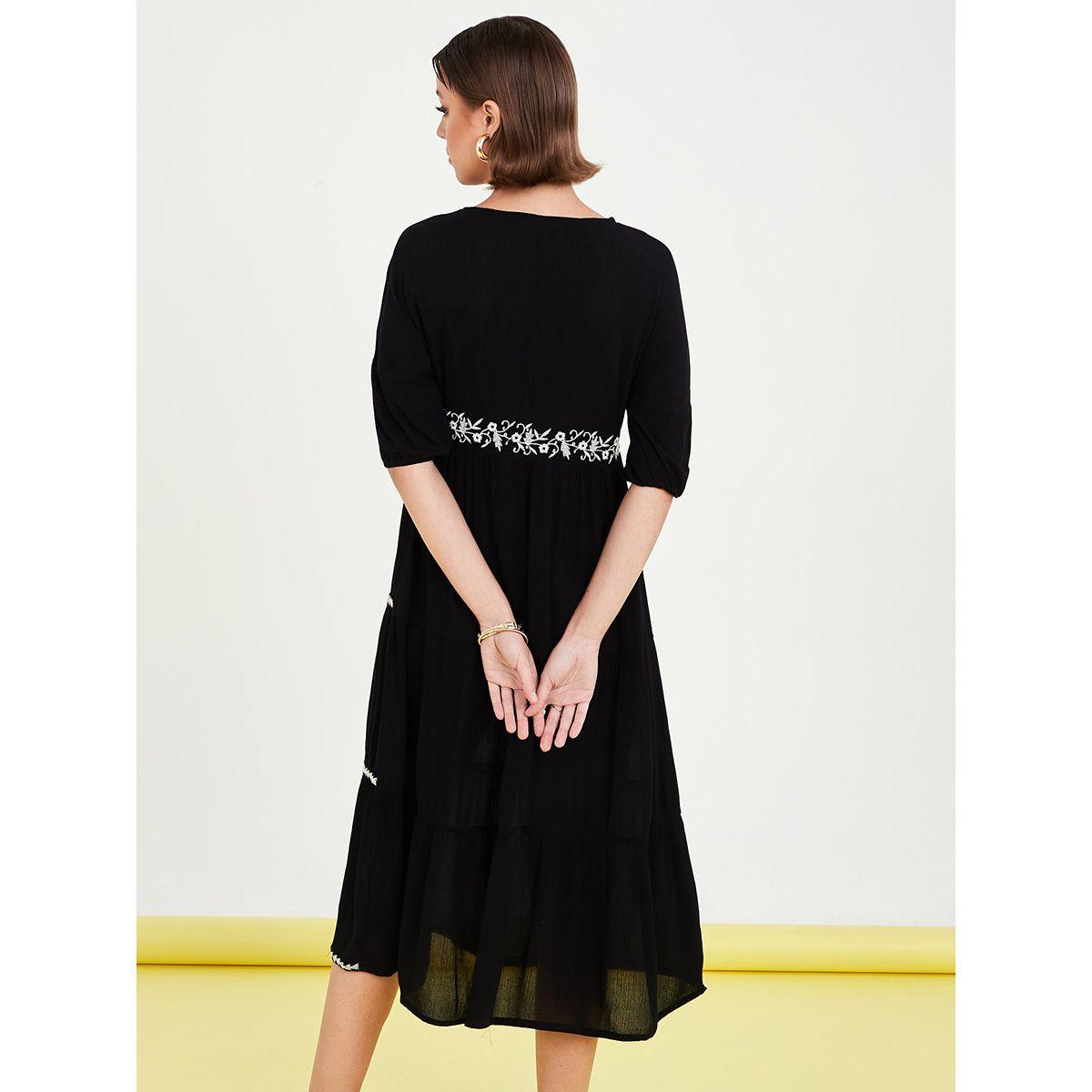 فستان ميدي مزين بتطريز-women-clothing-dresses-image-4