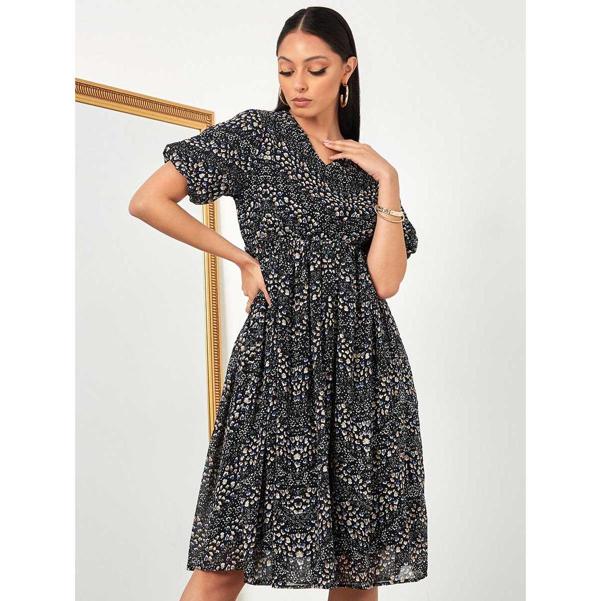 Styli Short Sleeves V Neck Gathered Midi Dress-women-clothing-dresses-image-1