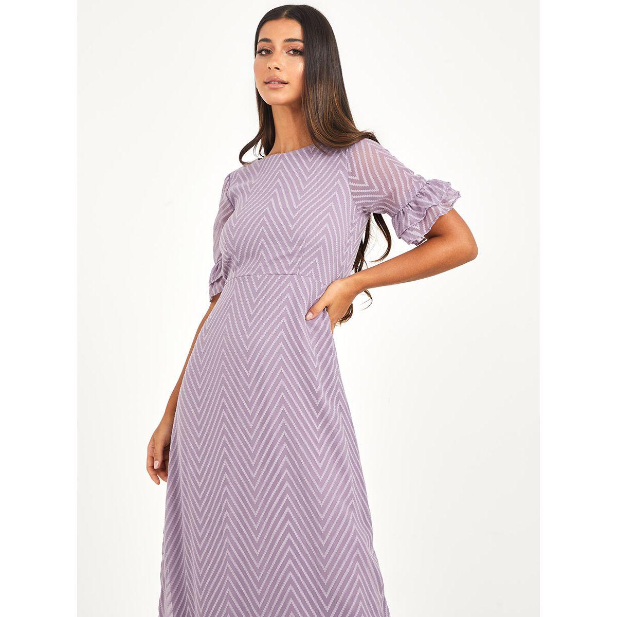 Styli Short Sleeves Zigzag Texture Pattern A-Line Maxi Dress-women-clothing-dresses-image-2