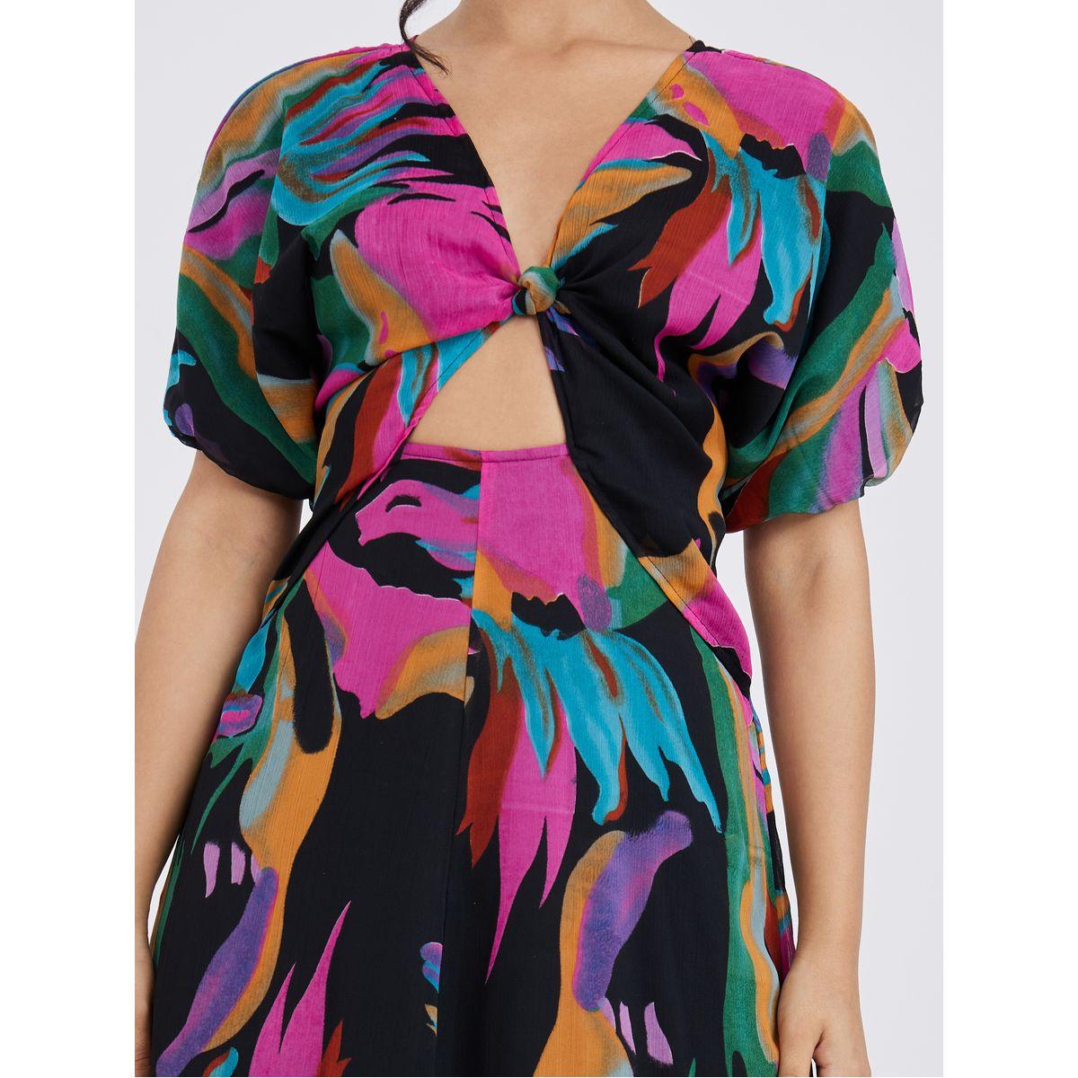 Styli Short Sleeves Abstract Print A-Line Maxi Dress -women-clothing-dresses-image-3