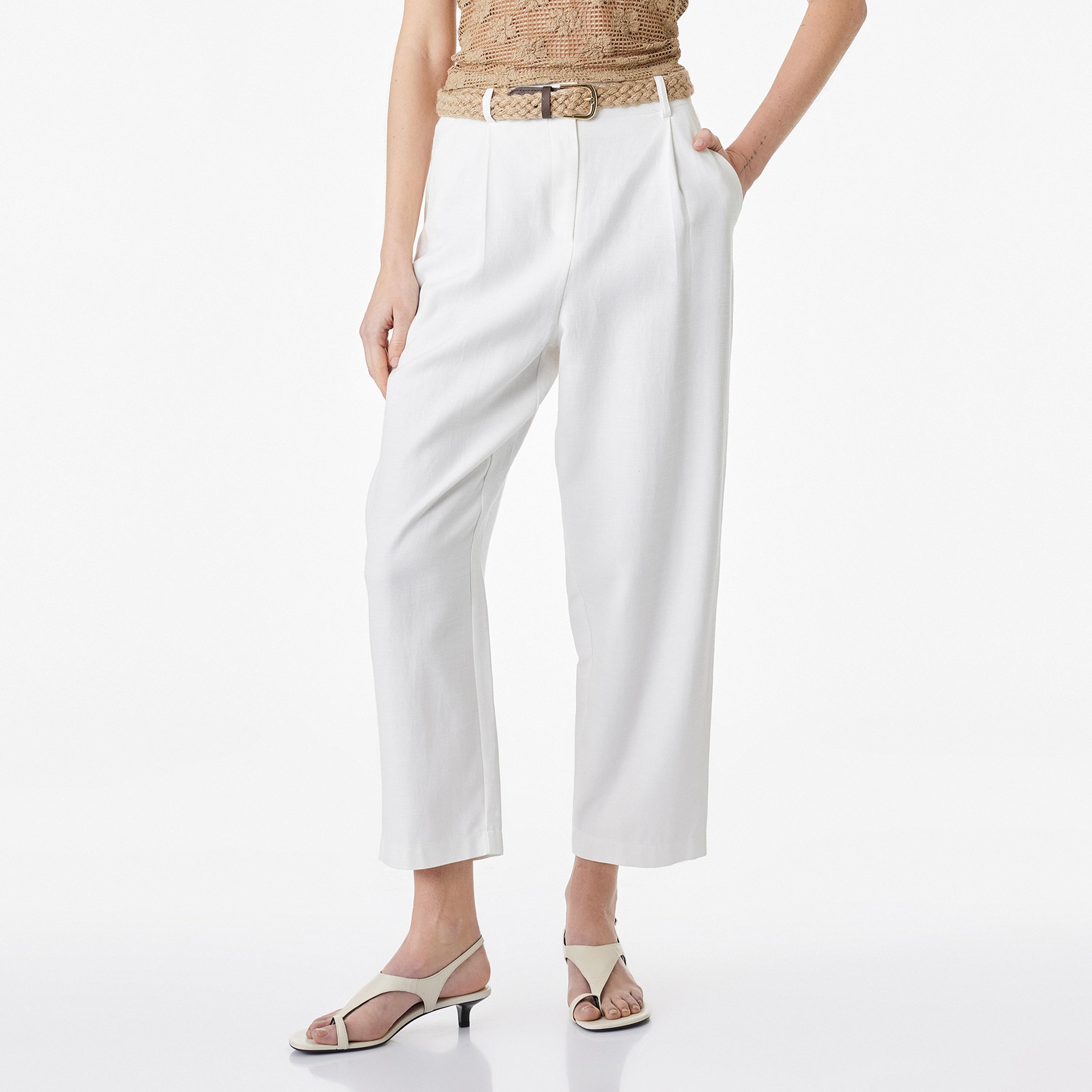 بنطلون نسائي قصة "كاروت" سادة بإغلاق مشبك وشريط بلون أبيض من كوتون-women-clothing-bottoms-trousers-image-1