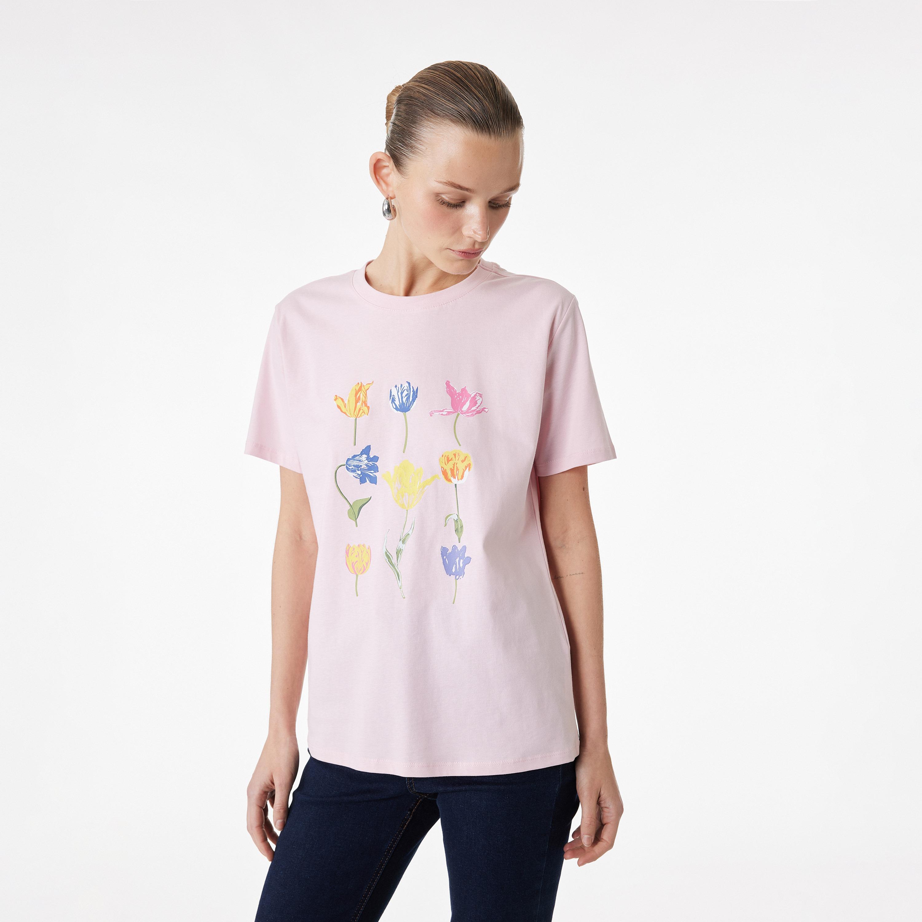 تيشيرت قطني نسائي بطبعة "غرافيك" الزهور بلون وردي من كوتون-women-clothing-tshirts-image-1