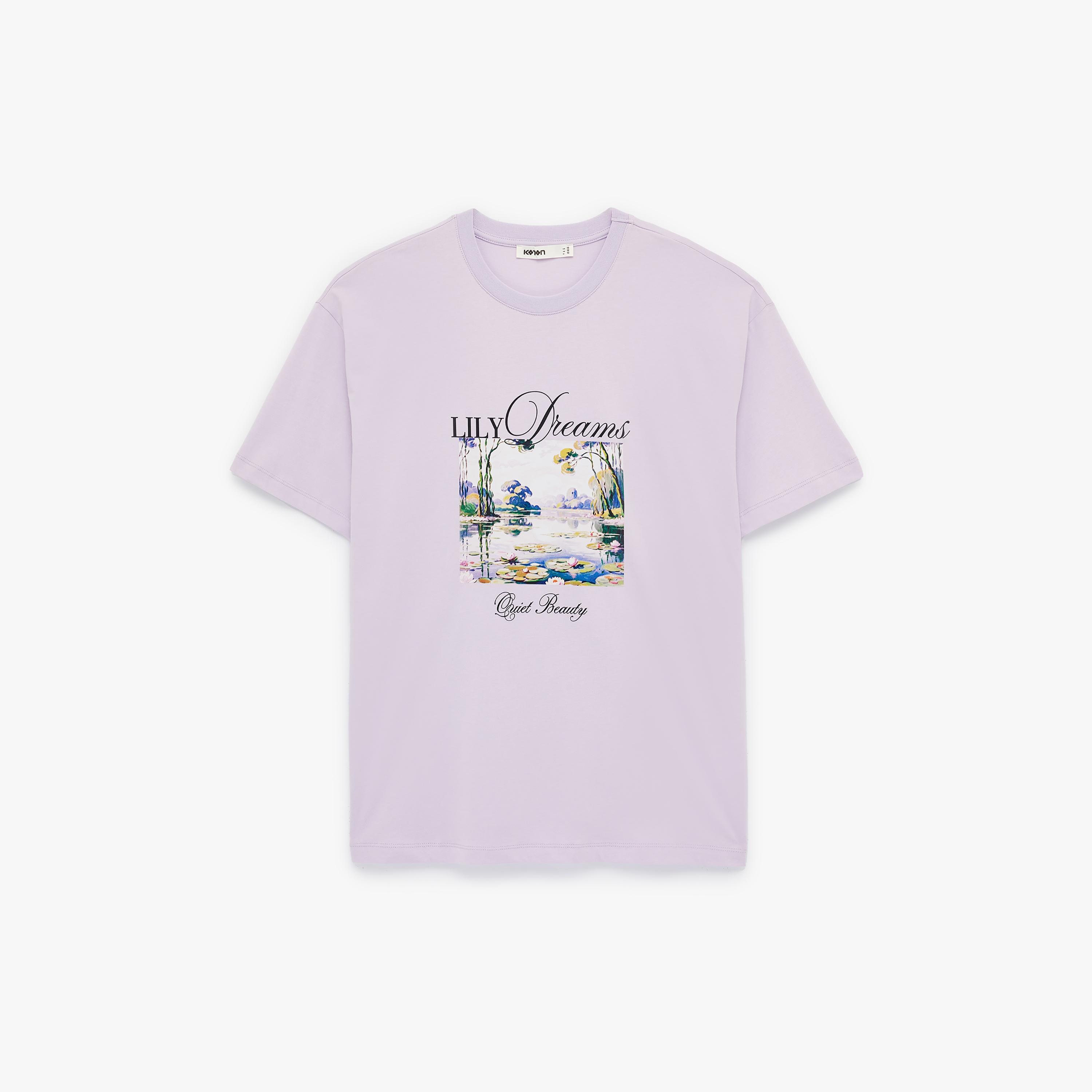 تيشيرت قطني نسائي بطبعة "غرافيك" لمنظر طبيعي بلون لافندر من كوتون-women-clothing-tshirts-image-3