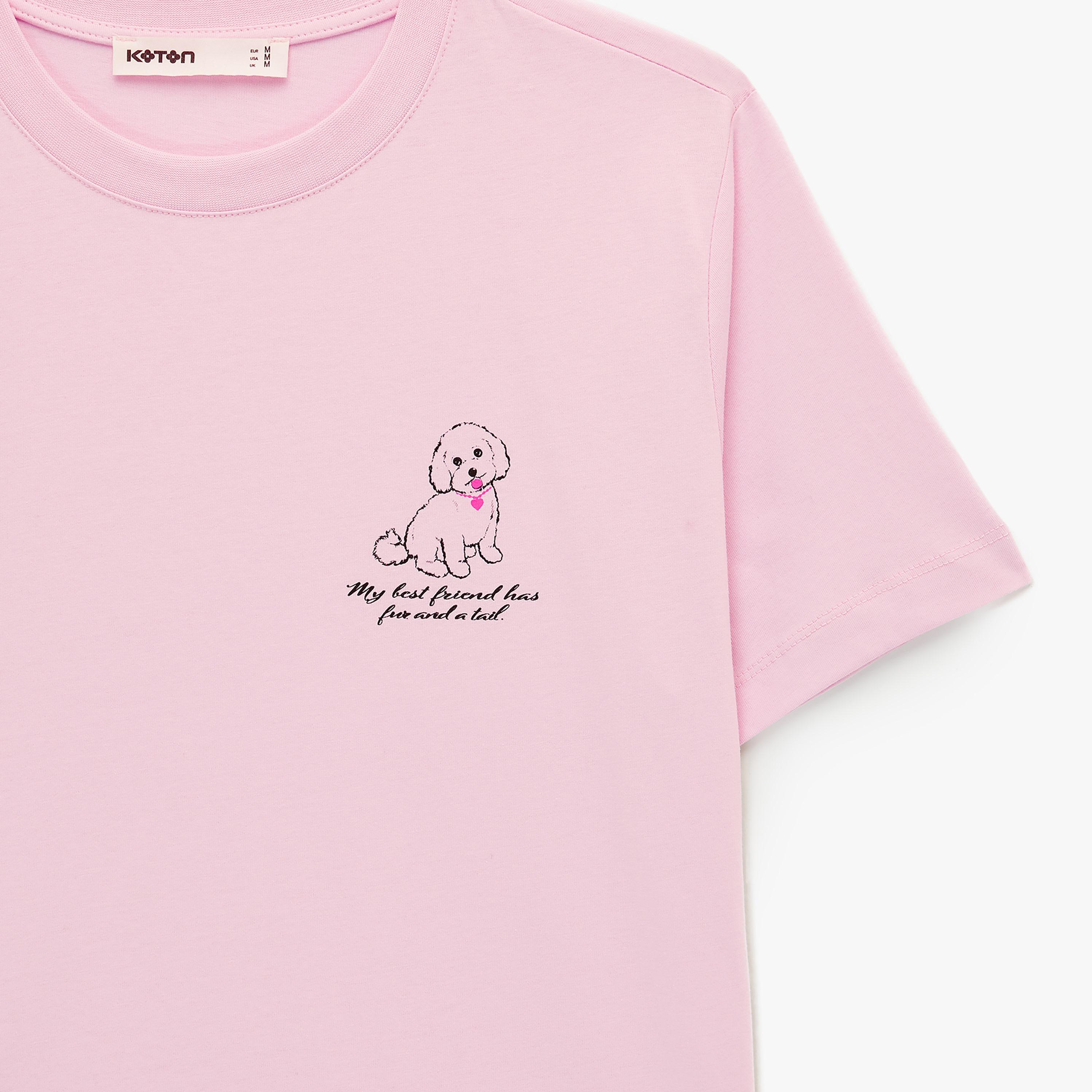 تيشيرت قطني نسائي بطبعة "غرافيك" لجرو بلون وردي من كوتون-women-clothing-tshirts-image-6