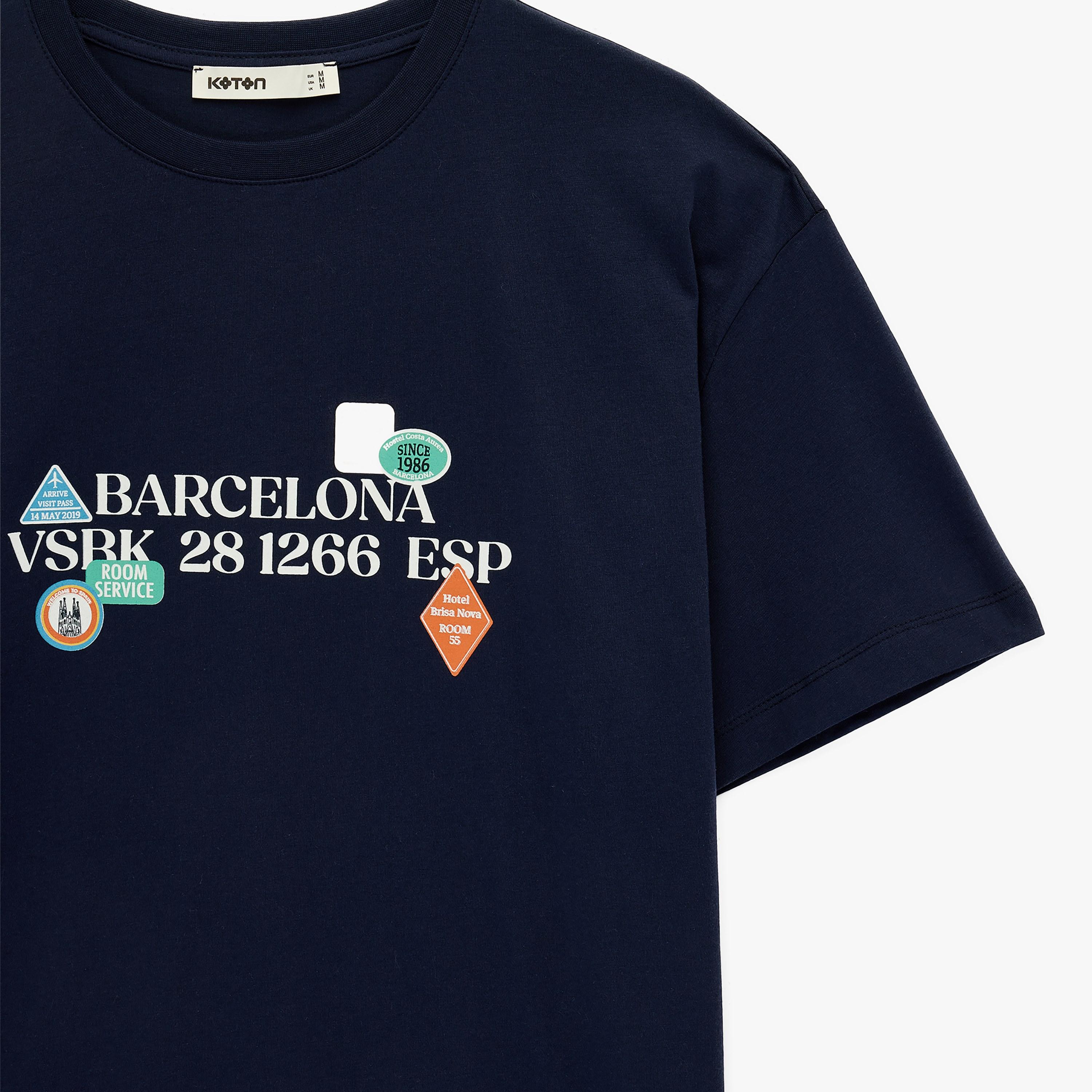 تيشيرت قطني نسائي بطبعة "غرافيك" نصية بلون كحلي من كوتون-women-clothing-tshirts-image-5