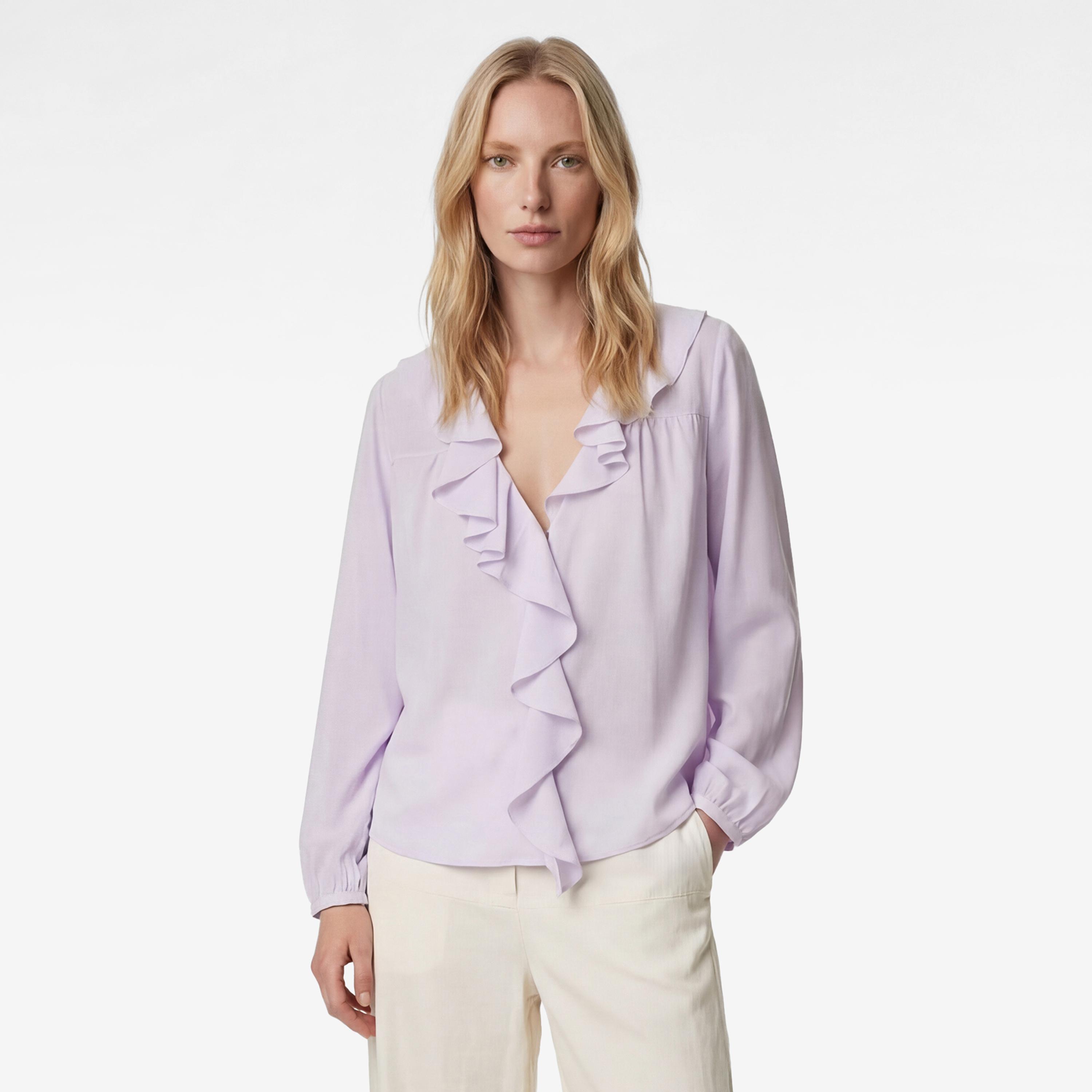 بلوزة قطنية نسائية بتفاصيل "فريلد" كشكش بلون لافندر من كوتون-women-clothing-shirtsandblouses-blouses-image-1