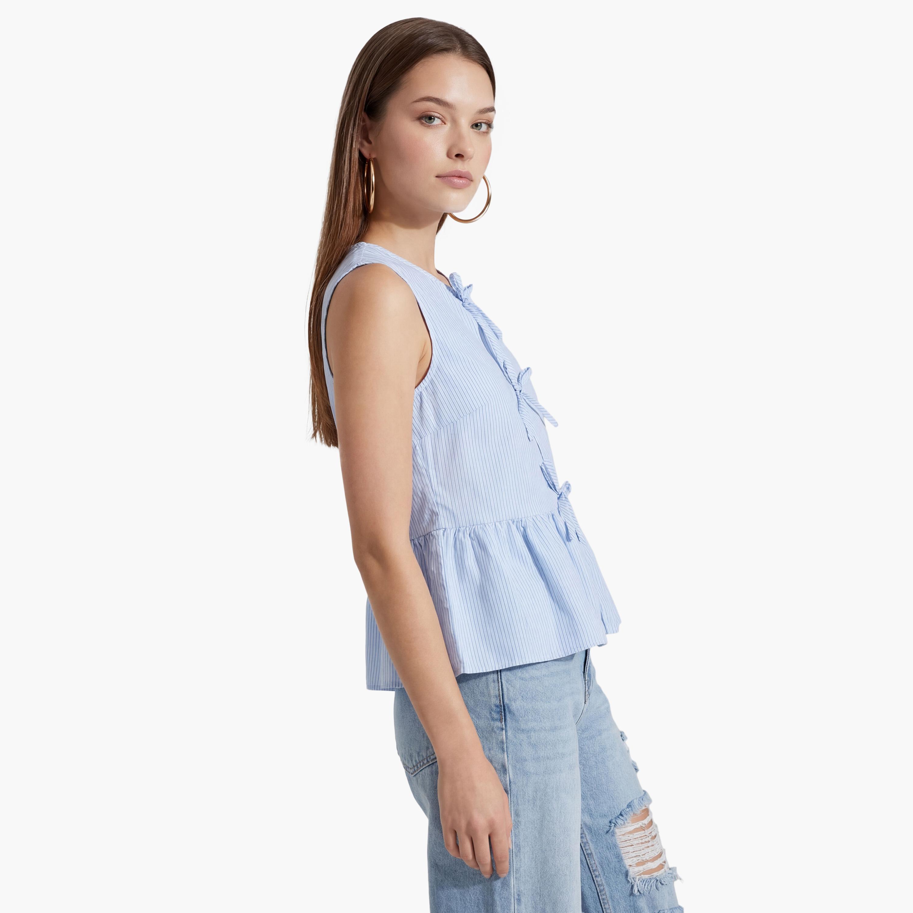 بلوزة نسائية مخططة بلون أزرق فاتح من كوتون-women-clothing-shirtsandblouses-blouses-image-3