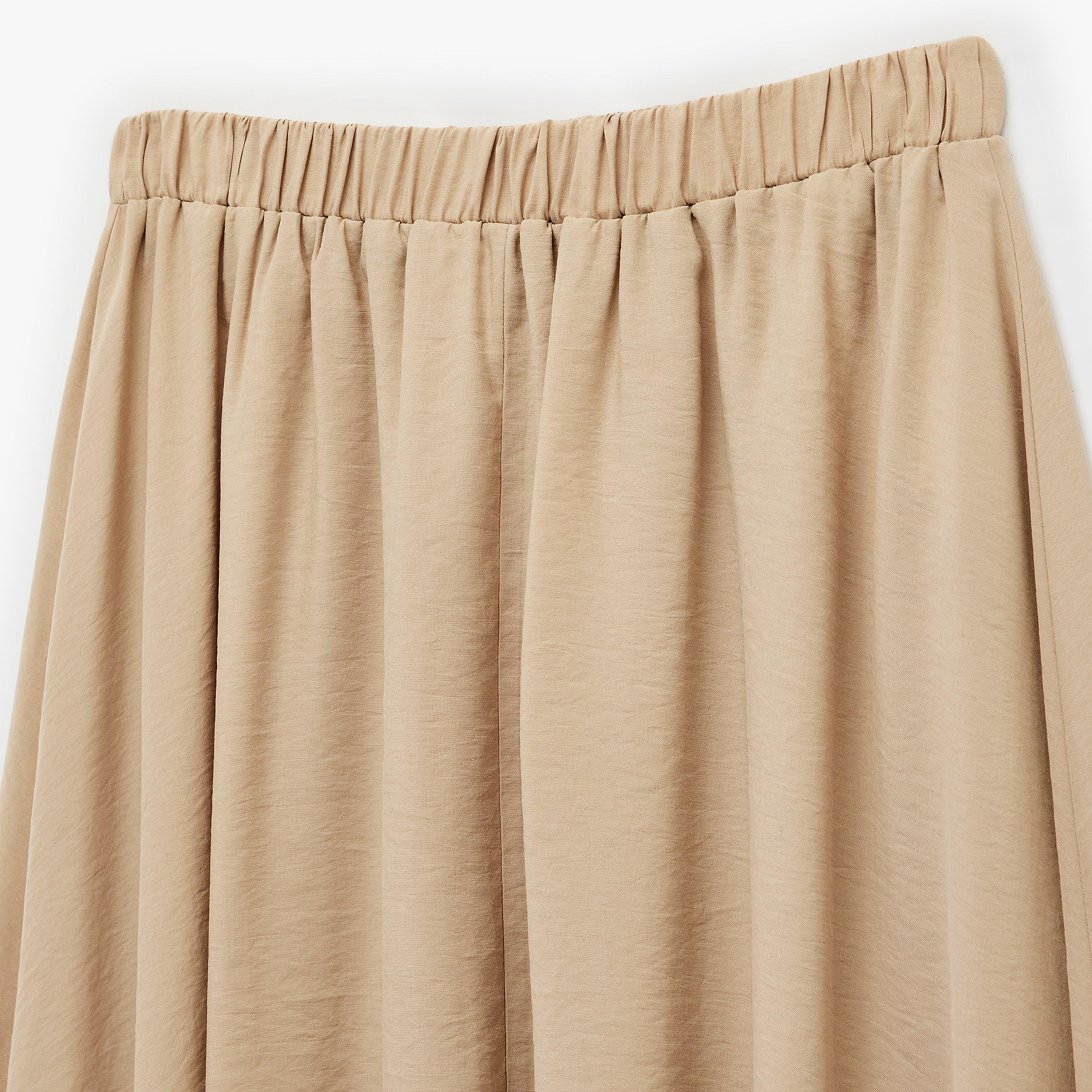 تنورة ميدي نسائية بقصة كلوش (فلير) بلون بيج من كوتون-women-clothing-bottoms-skirts-image-5