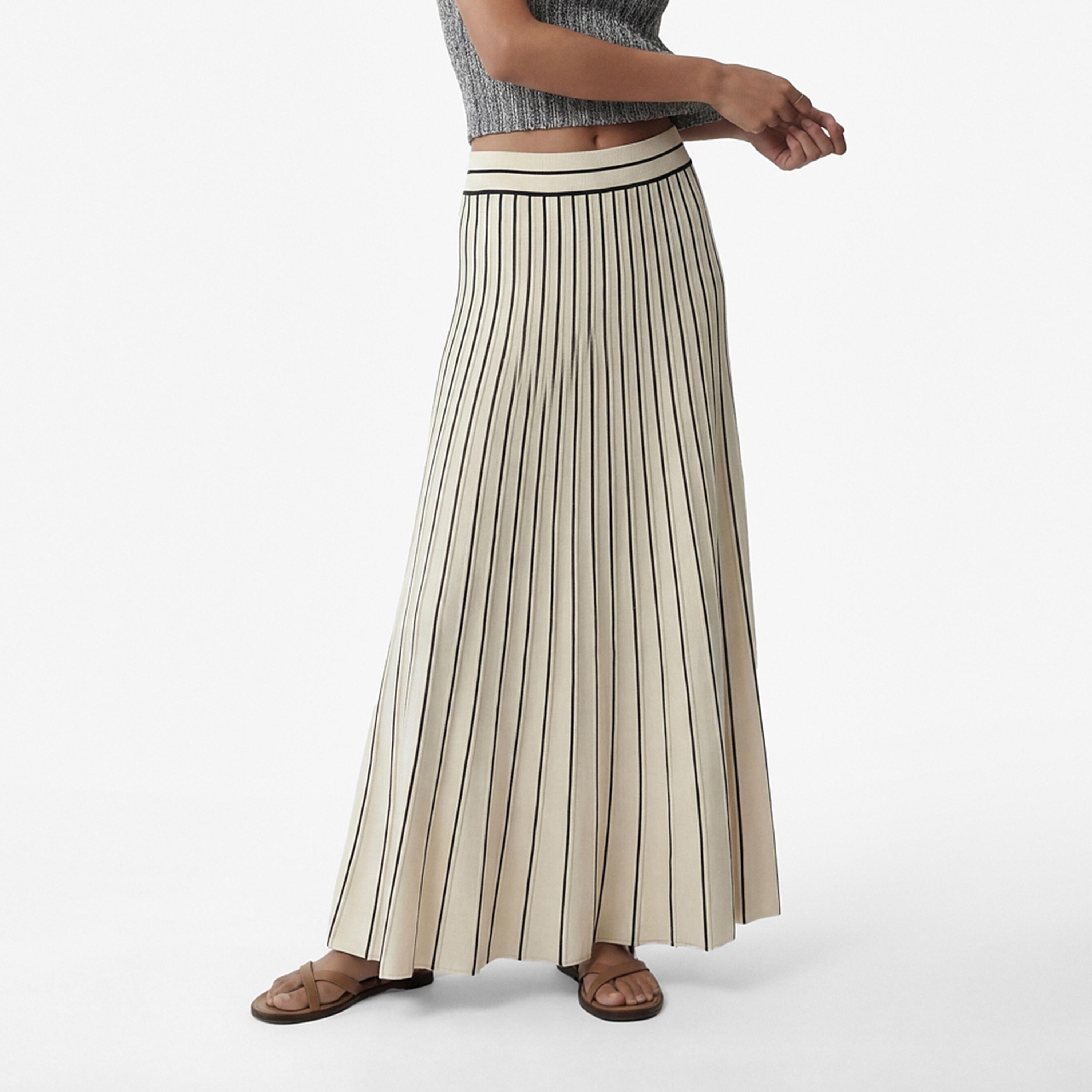 تنورة ماكسي نسائية بقصة كلوش من قماش الأكريليك المخطط بلون بيج من كوتون-women-clothing-bottoms-skirts-image-1