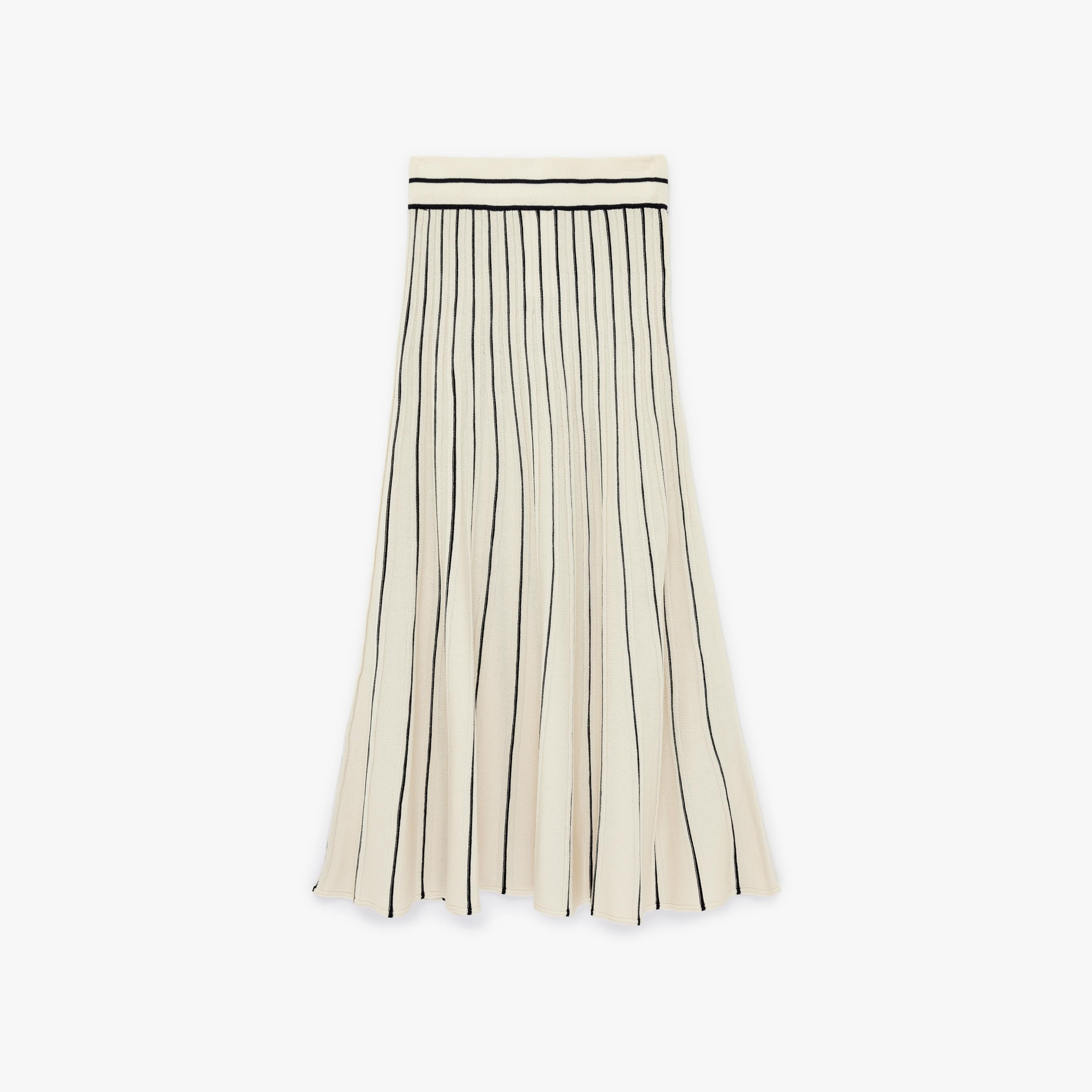 تنورة ماكسي نسائية بقصة كلوش من قماش الأكريليك المخطط بلون بيج من كوتون-women-clothing-bottoms-skirts-image-5