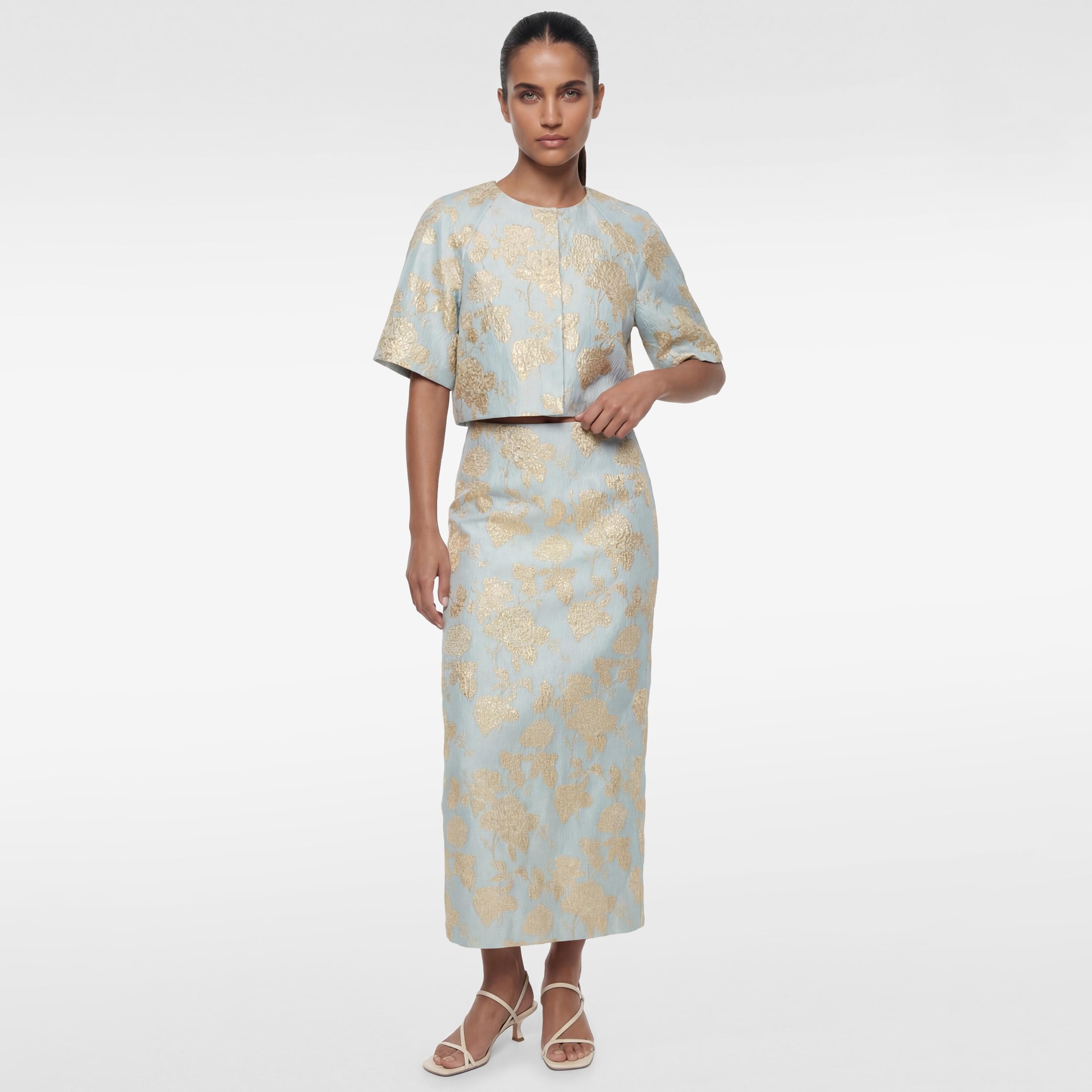 تنورة ميدي نسائية "بنسل" مطرزة بخيوط ميتاليك ونقشة زهور زرقاء من كوتون-women-clothing-bottoms-skirts-image-2