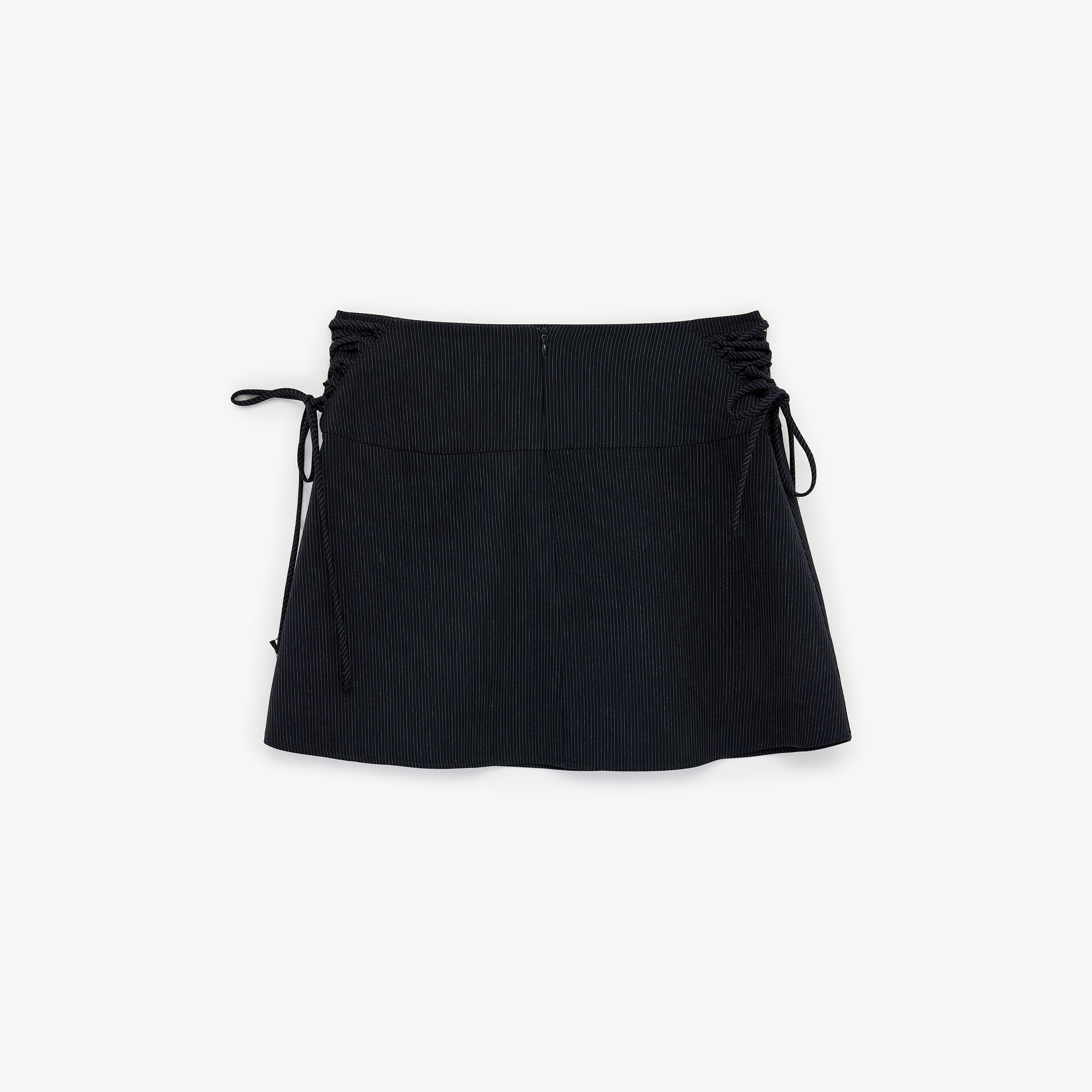 تنورة ميني نسائية قصة "ايه-لاين" بتصميم مخطط بلون كحلي من كوتون-women-clothing-bottoms-skirts-image-5