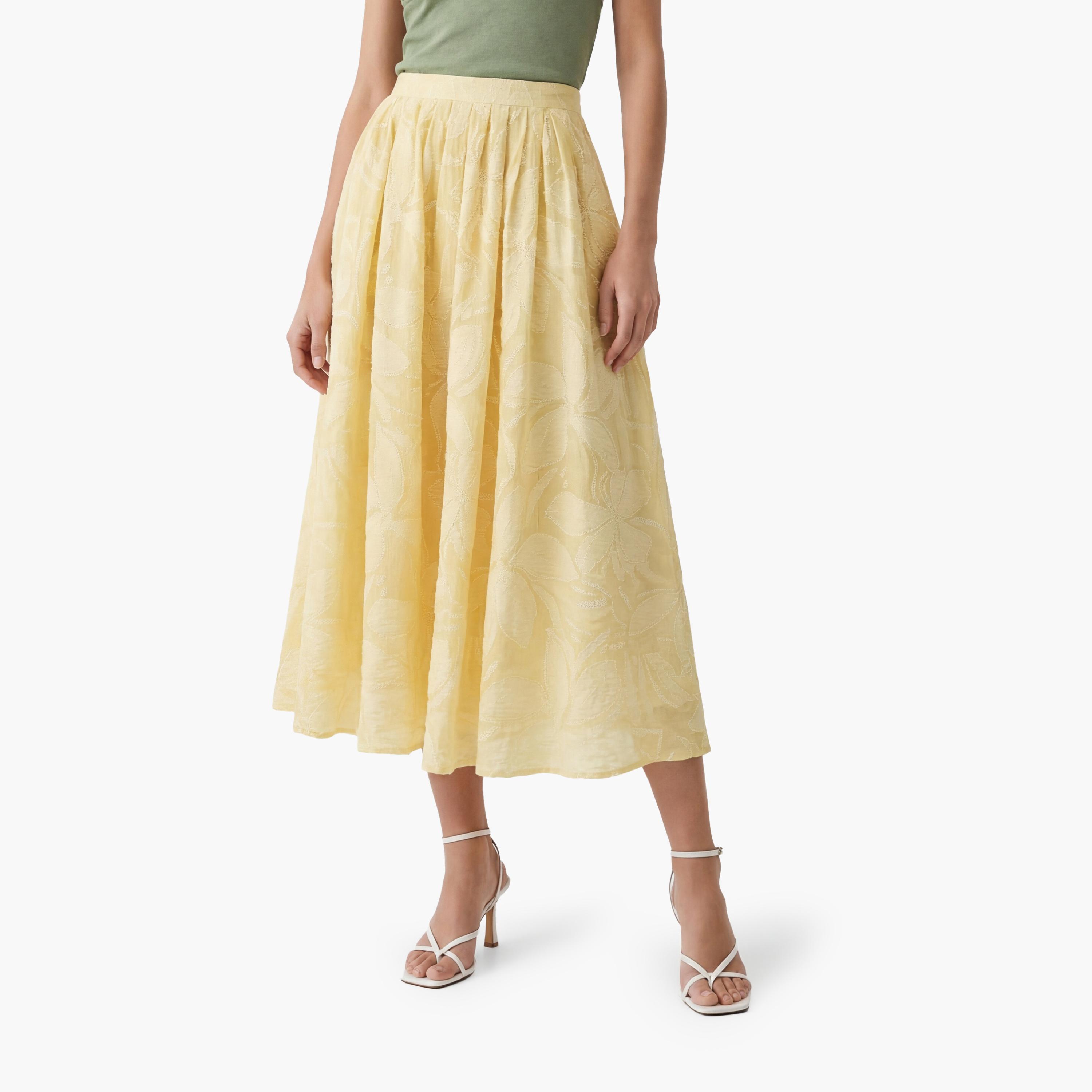 تنورة ميدي نسائية بقصة كلوش من قماش الجاكار بنقشة زهور صفراء من كوتون-women-clothing-bottoms-skirts-image-1