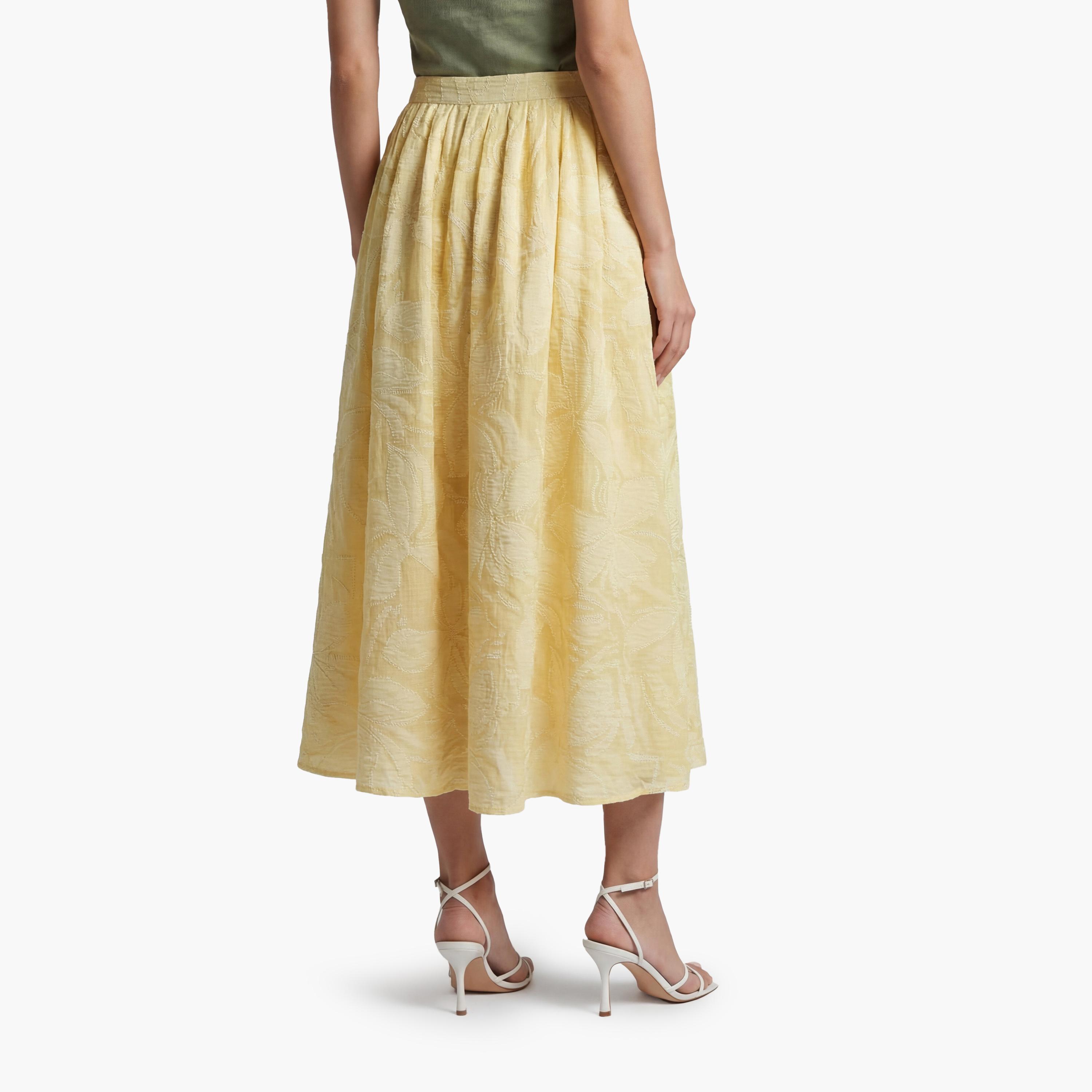 تنورة ميدي نسائية بقصة كلوش من قماش الجاكار بنقشة زهور صفراء من كوتون-women-clothing-bottoms-skirts-image-4
