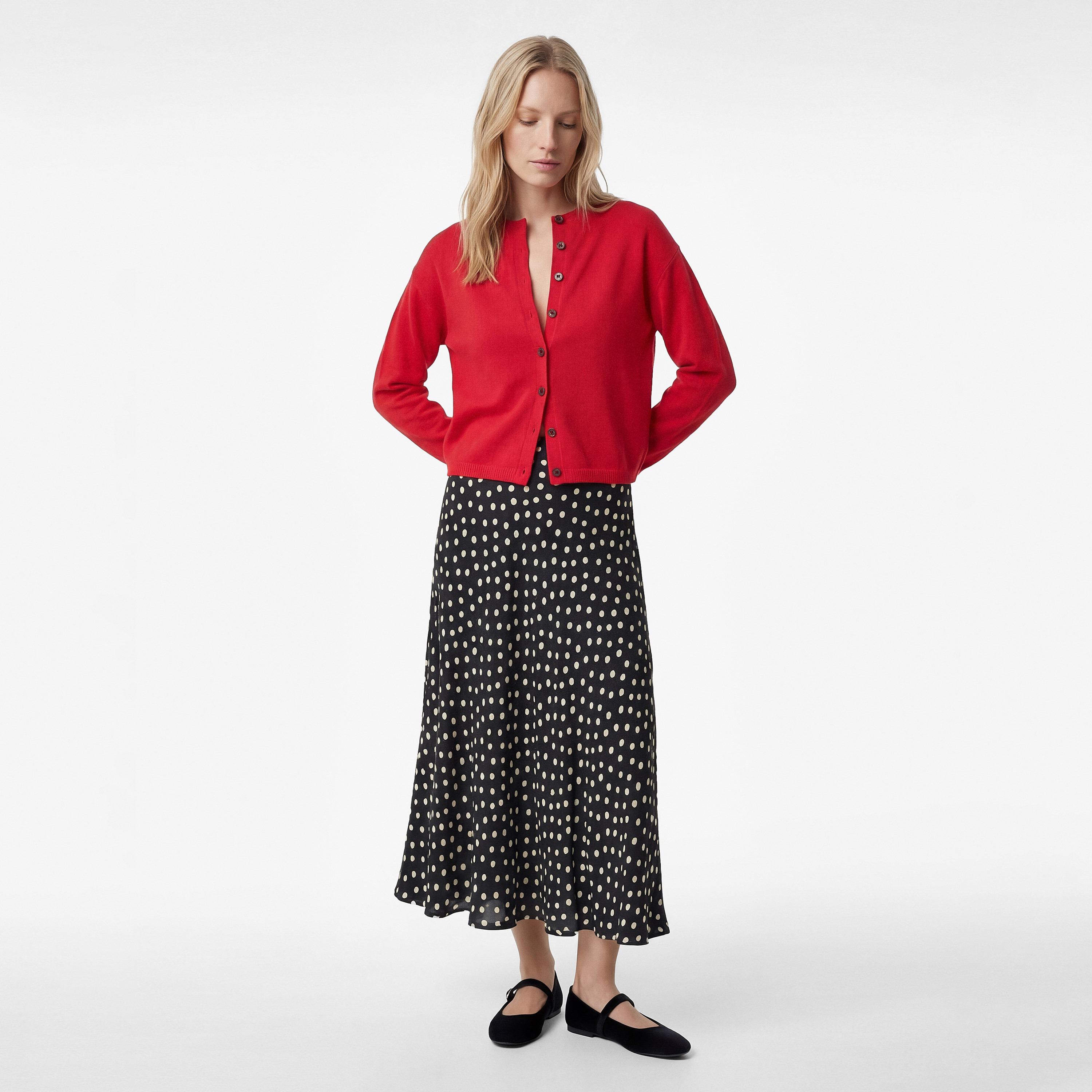تنورة ميدي نسائية قصة "ايه-لاين" بنقشة منقطة (بولكا دوت) سوداء من كوتون-women-clothing-bottoms-skirts-image-2