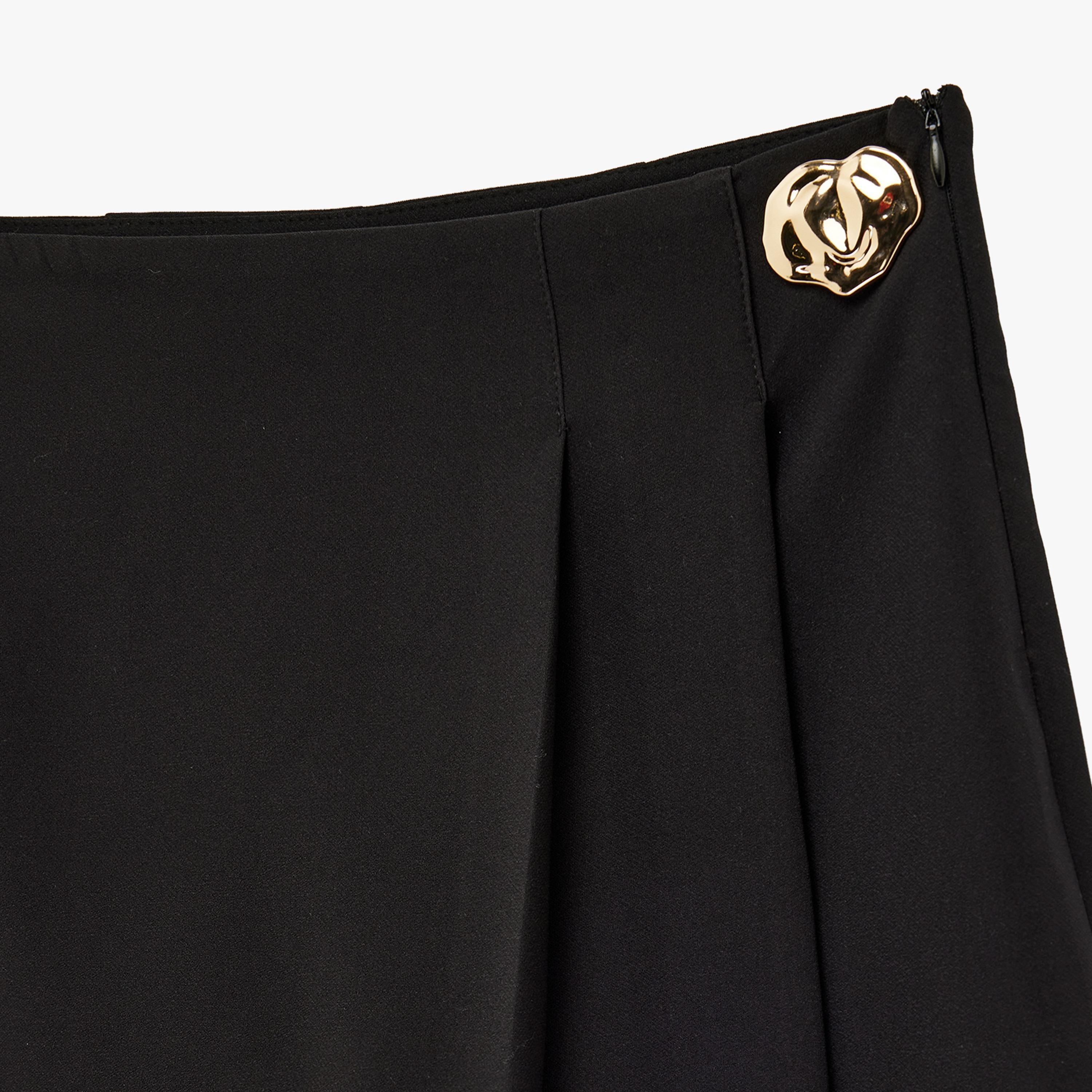تنورة شورت (سكورت) قصيرة نسائية بتصميم ملفوف من كوتون - أسود-women-clothing-bottoms-skirts-image-6