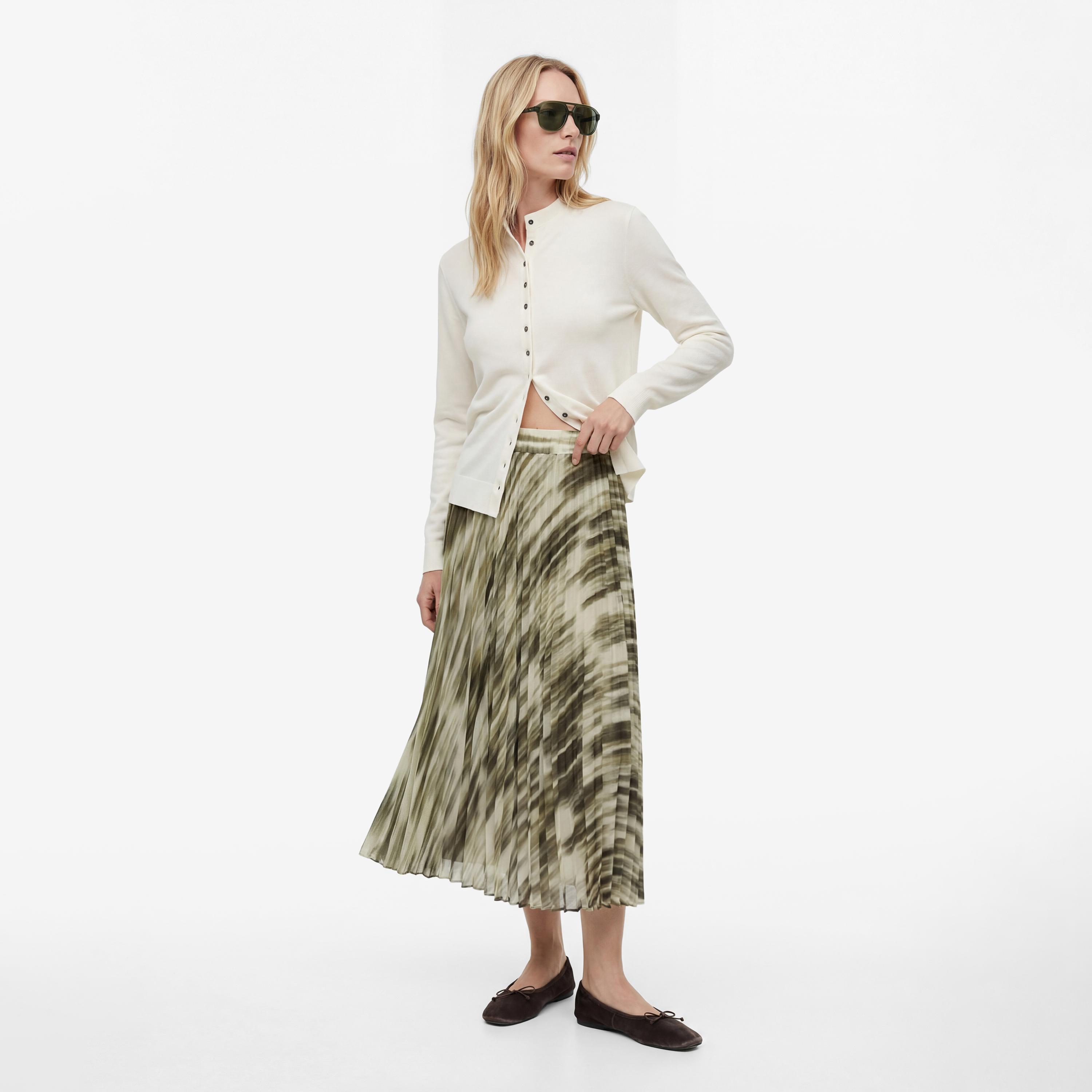 تنورة ميدي نسائية مكسرة (بليسيه) قصة "ايه-لاين" بطبعة تجريدية خضراء من كوتون-women-clothing-bottoms-skirts-image-2