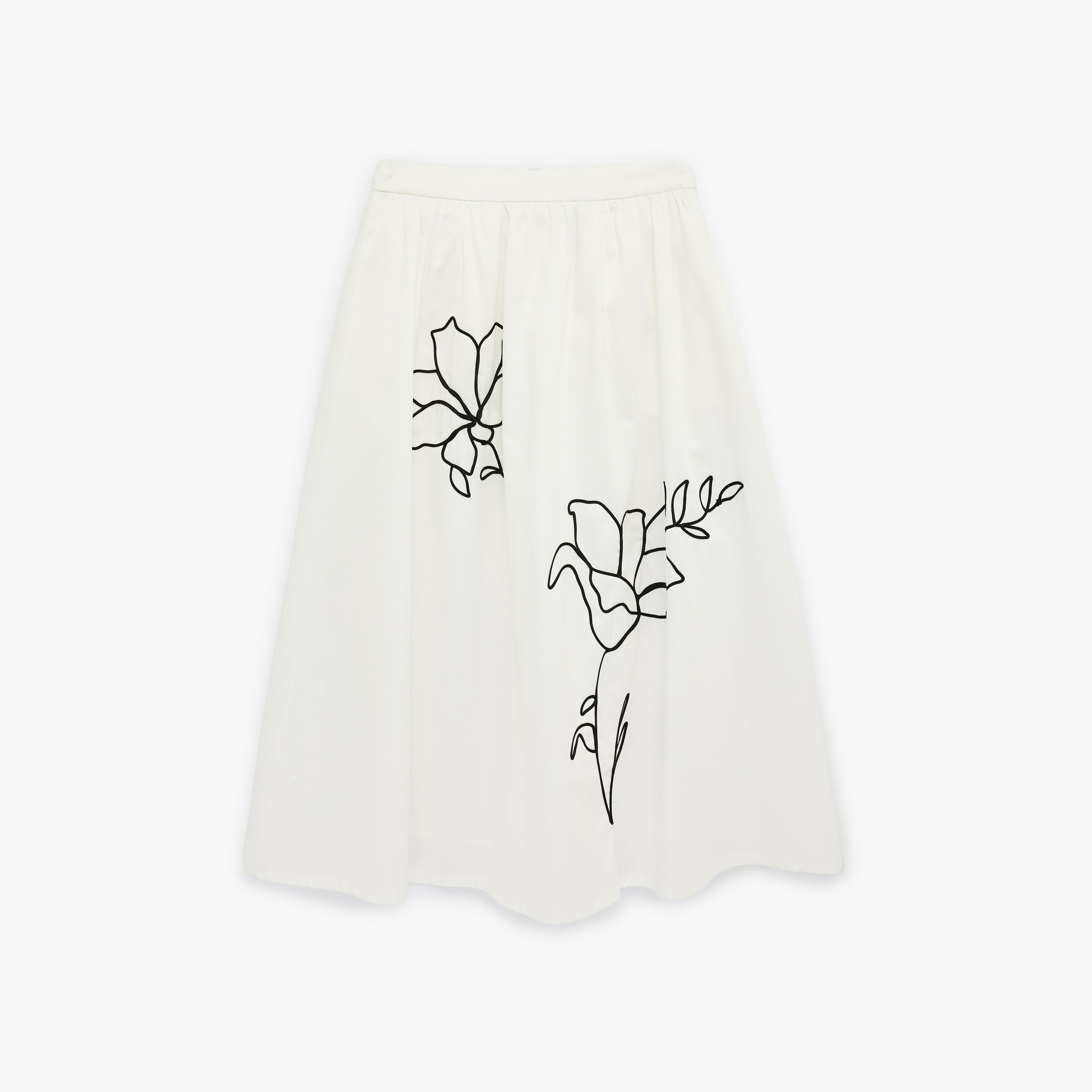 تنورة ماكسي نسائية قصة "ايه-لاين" بتطريز زهور بيضاء من كوتون-women-clothing-bottoms-skirts-image-3