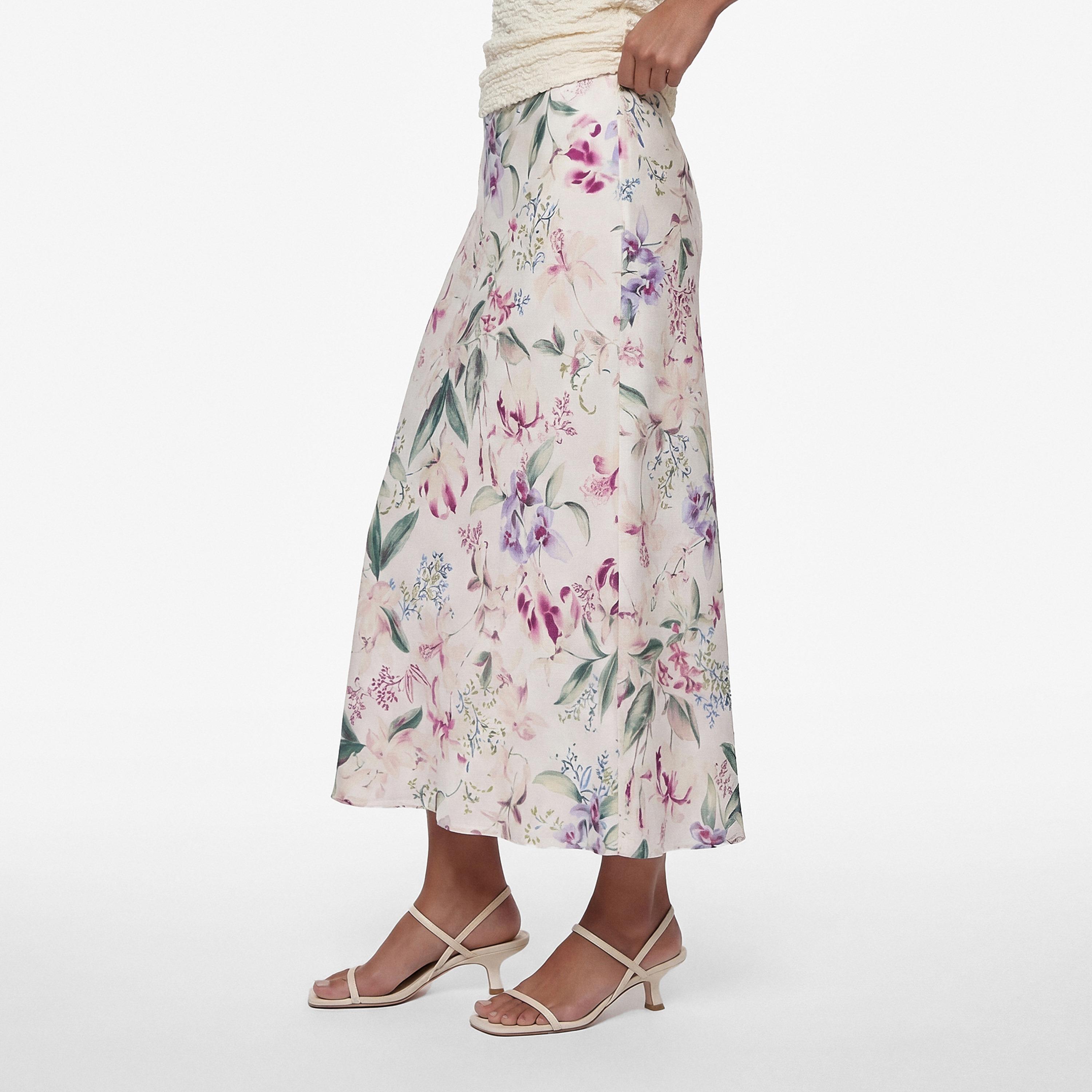 تنورة ميدي نسائية قصة "ايه-لاين" بطبعة زهور وردية من كوتون-women-clothing-bottoms-skirts-image-3