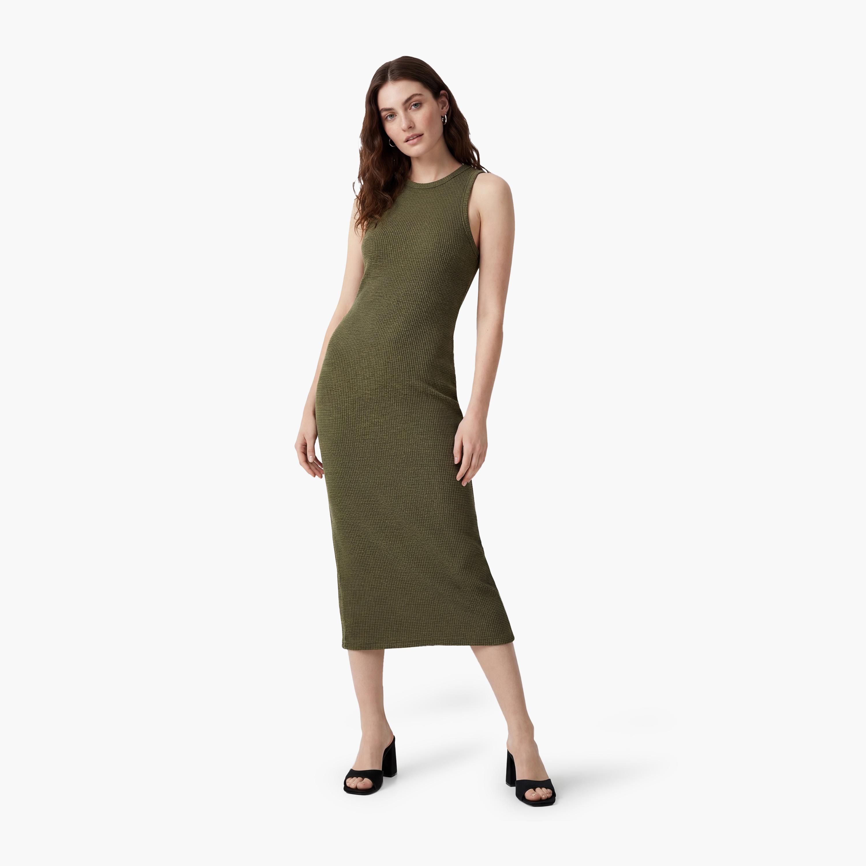 فستان ماكسي نسائي "شيث" بتصميم "تيكستشرد" بارز بلون أخضر من كوتون-women-clothing-dresses-image-1