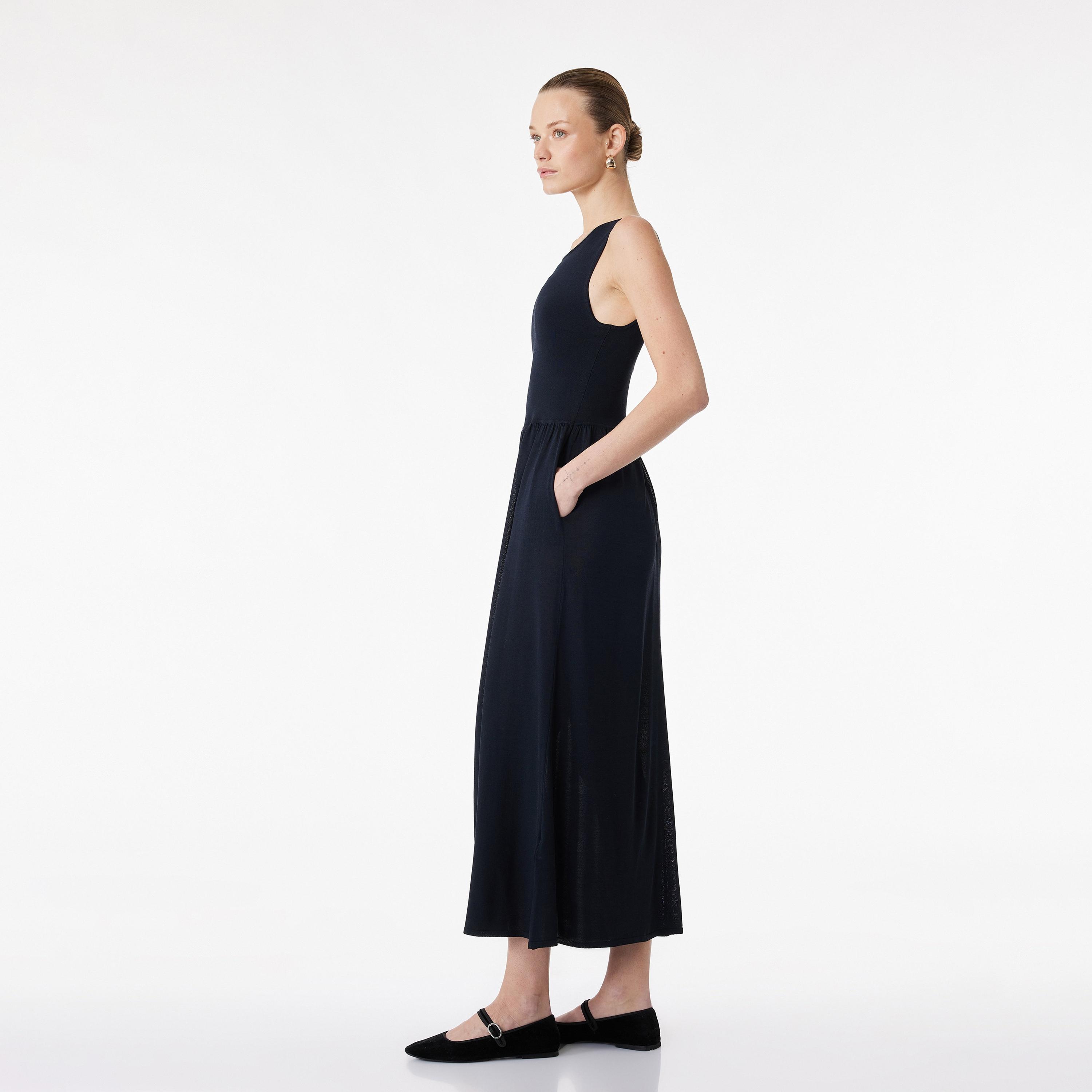 فستان ماكسي نسائي "فيت أند فلير" بلون أزرق داكن من كوتون-women-clothing-dresses-image-2