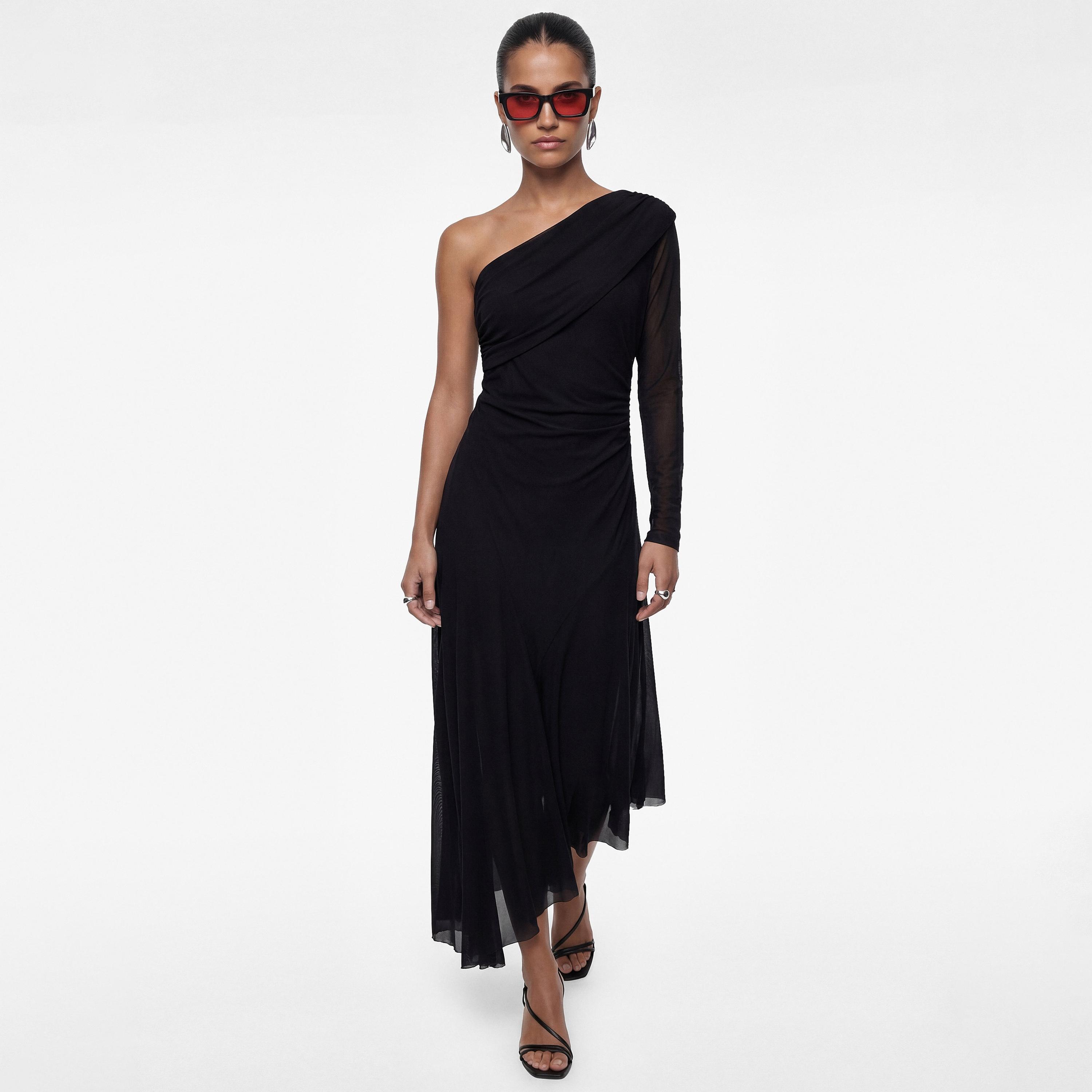 فستان ميدي نسائي "أسيمتريك" غير متماثل بكتف واحد بلون أسود من كوتون-women-clothing-dresses-image-1