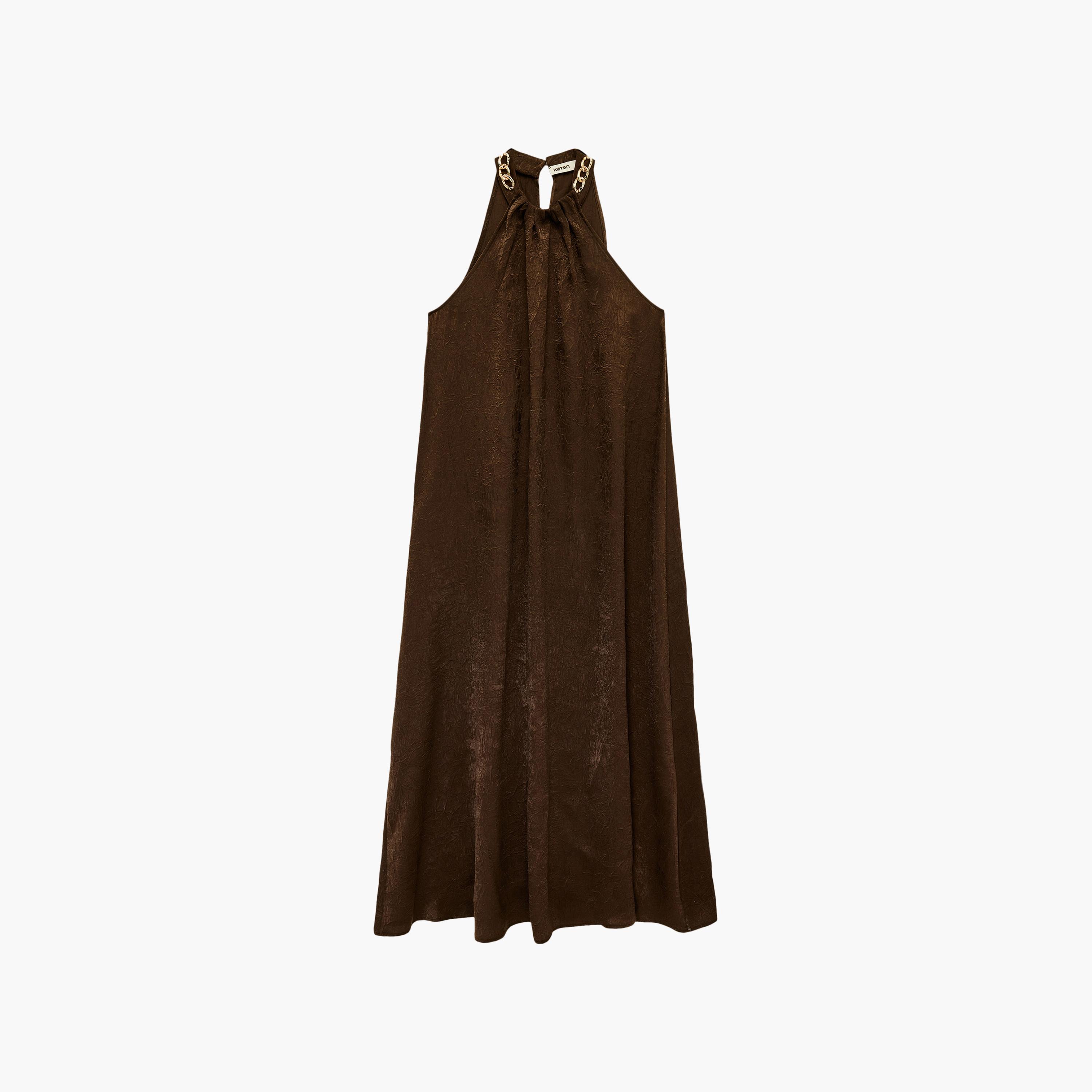 فستان ماكسي نسائي بياقة "هالتر" وتصميم "كرينكلد" بلون بني من كوتون-women-clothing-dresses-image-3