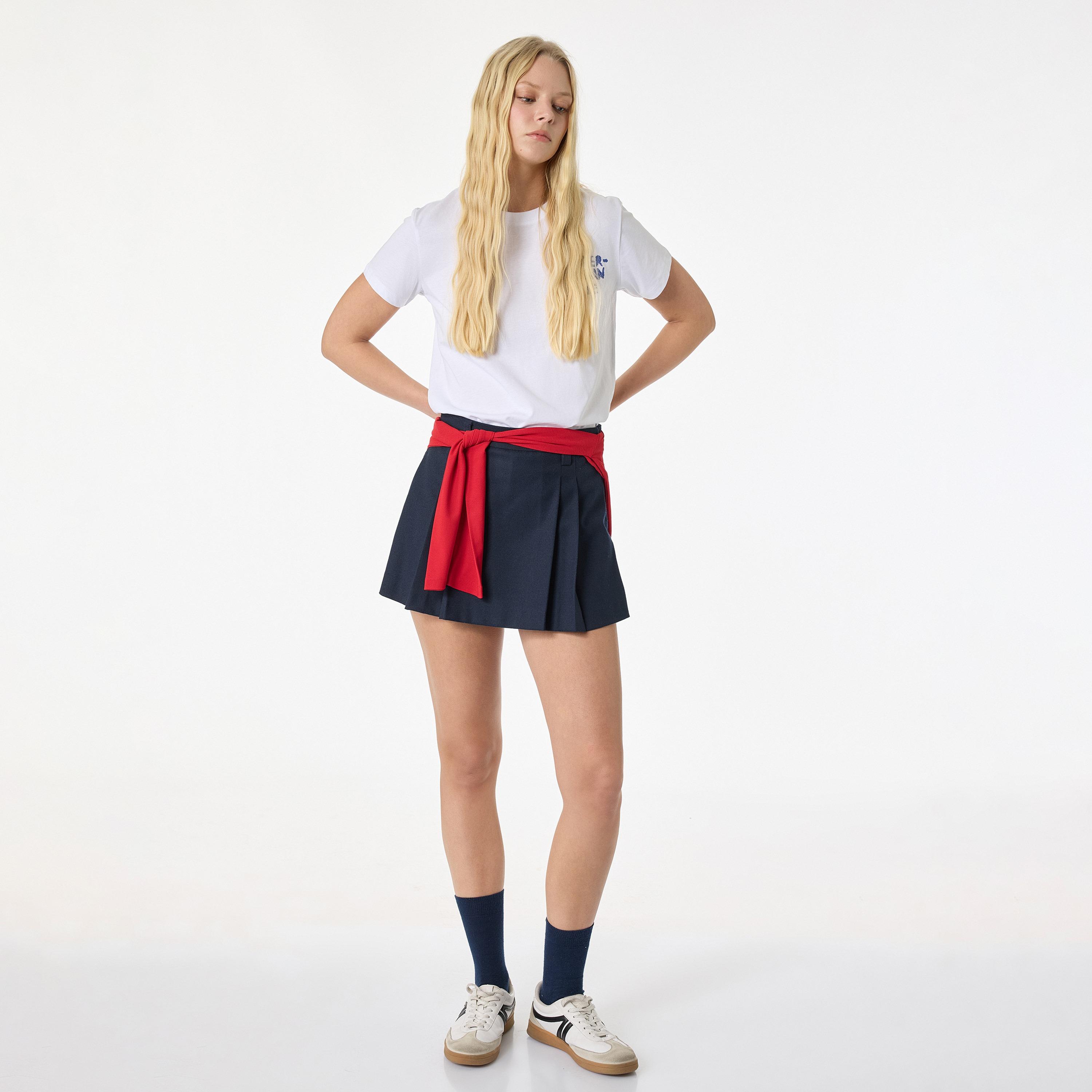 تيشيرت قطني نسائي بطبعة "غرافيك" لأصداف البحر بلون أبيض من كوتون-women-clothing-tshirts-image-2