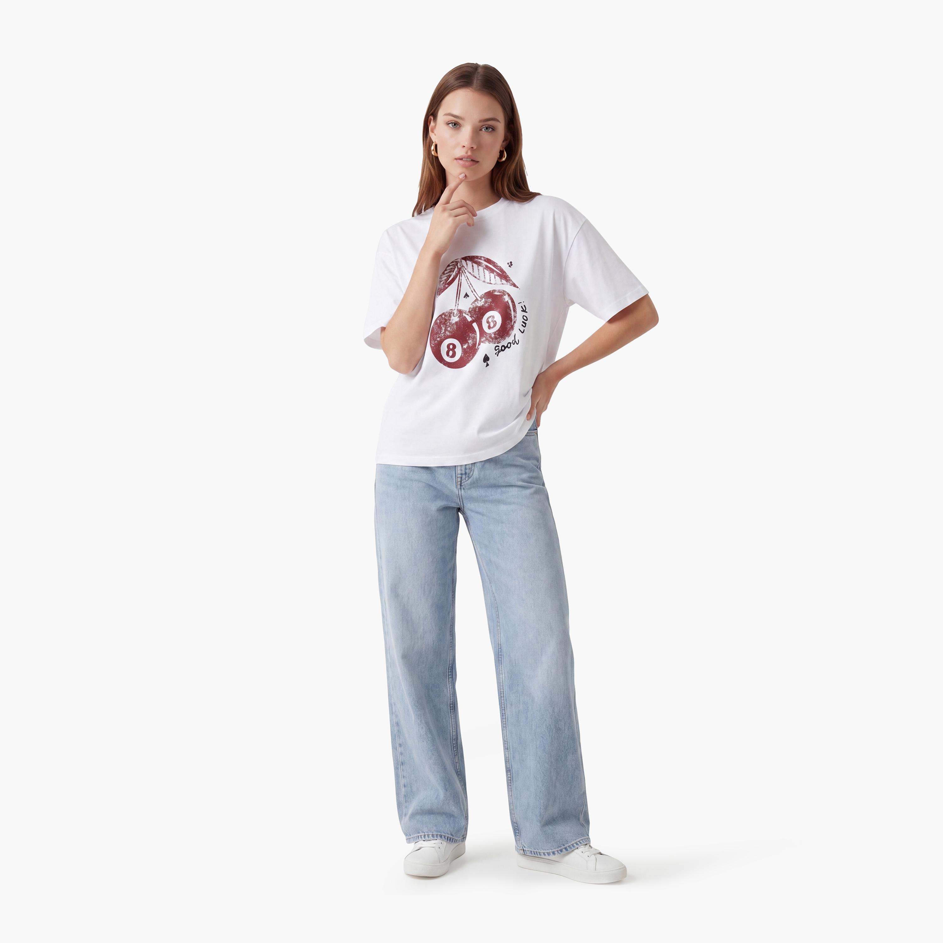 تي شيرت نسائي قطني بطبعة جرافيكية باللون الأبيض من كوتون-women-clothing-tshirts-image-2