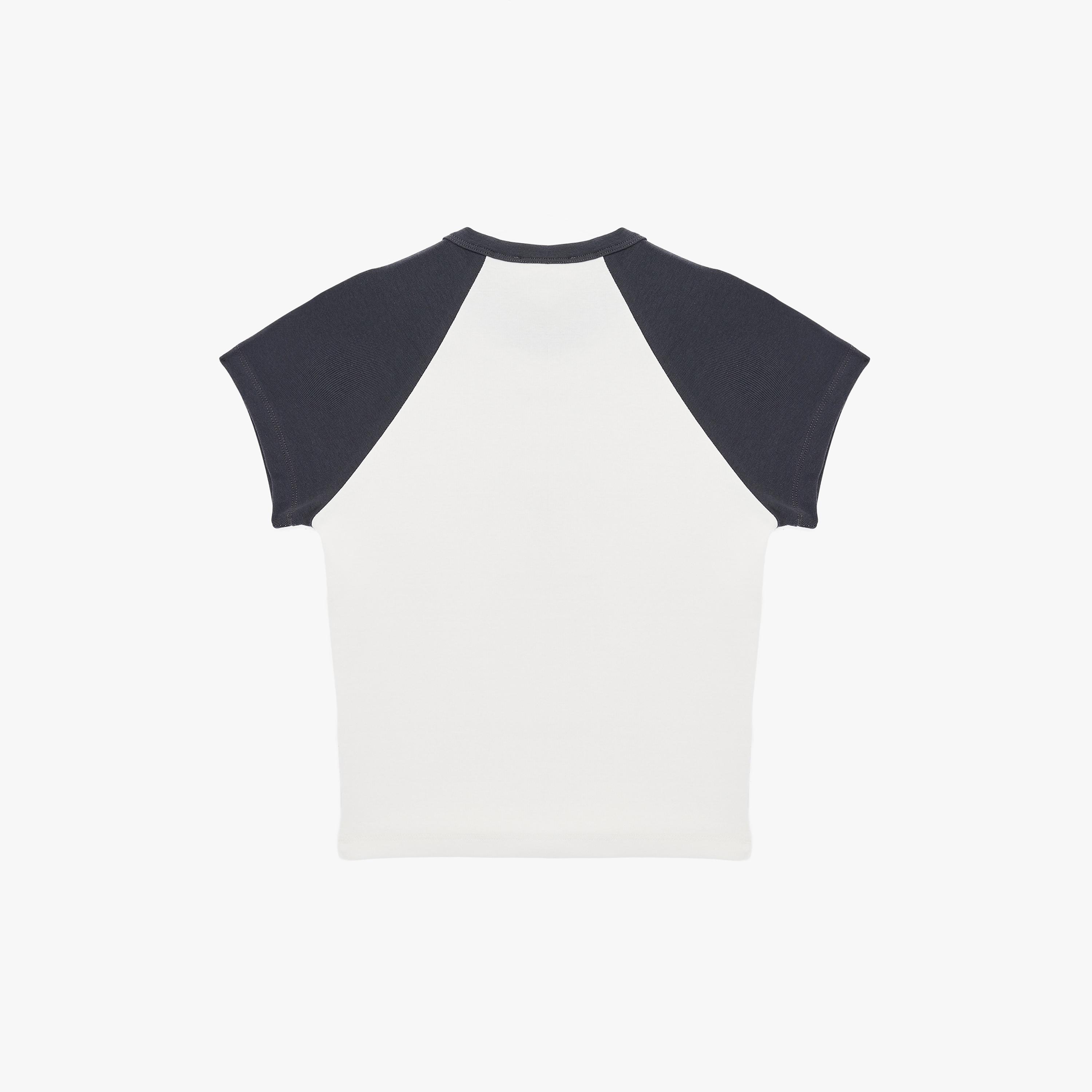تيشيرت نسائي بأكمام "كاب" وتصميم "كولور بلوك" بلون أبيض من كوتون-women-clothing-tshirts-image-5