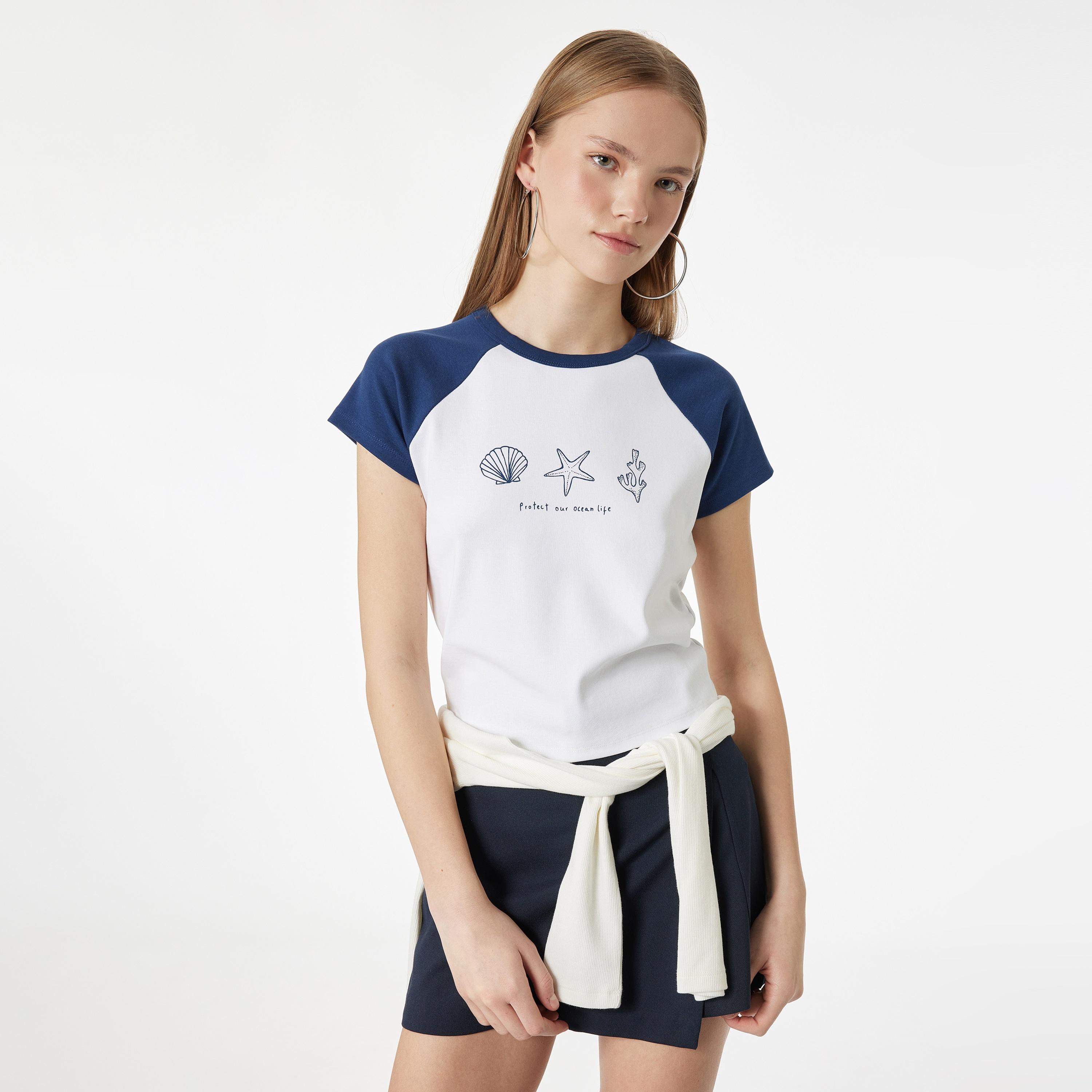 تيشيرت نسائي بأكمام "راجلان" وتصميم "كولور بلوك" بلون أبيض من كوتون-women-clothing-tshirts-image-1