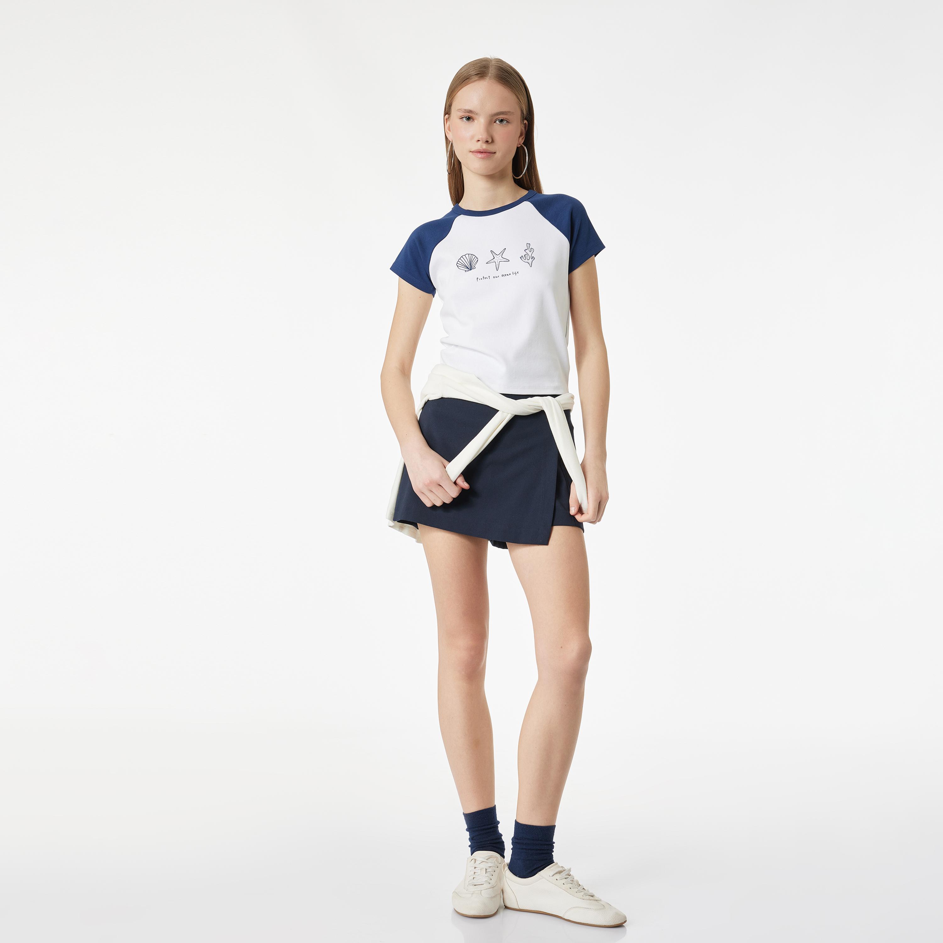 تيشيرت نسائي بأكمام "راجلان" وتصميم "كولور بلوك" بلون أبيض من كوتون-women-clothing-tshirts-image-2