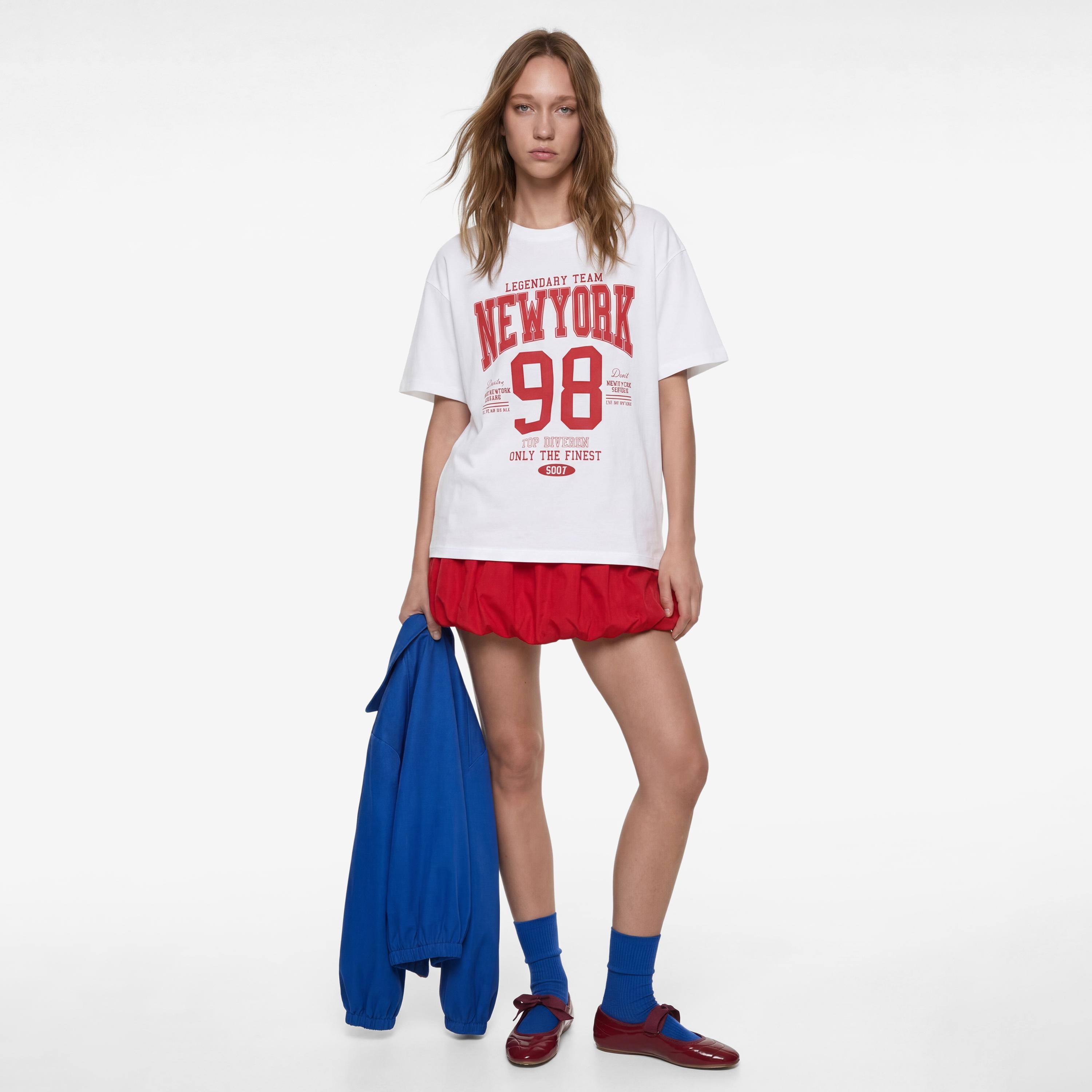 تيشيرت نسائي جامعي من القطن المطبوع بلون أبيض من كوتون-women-clothing-tshirts-image-2