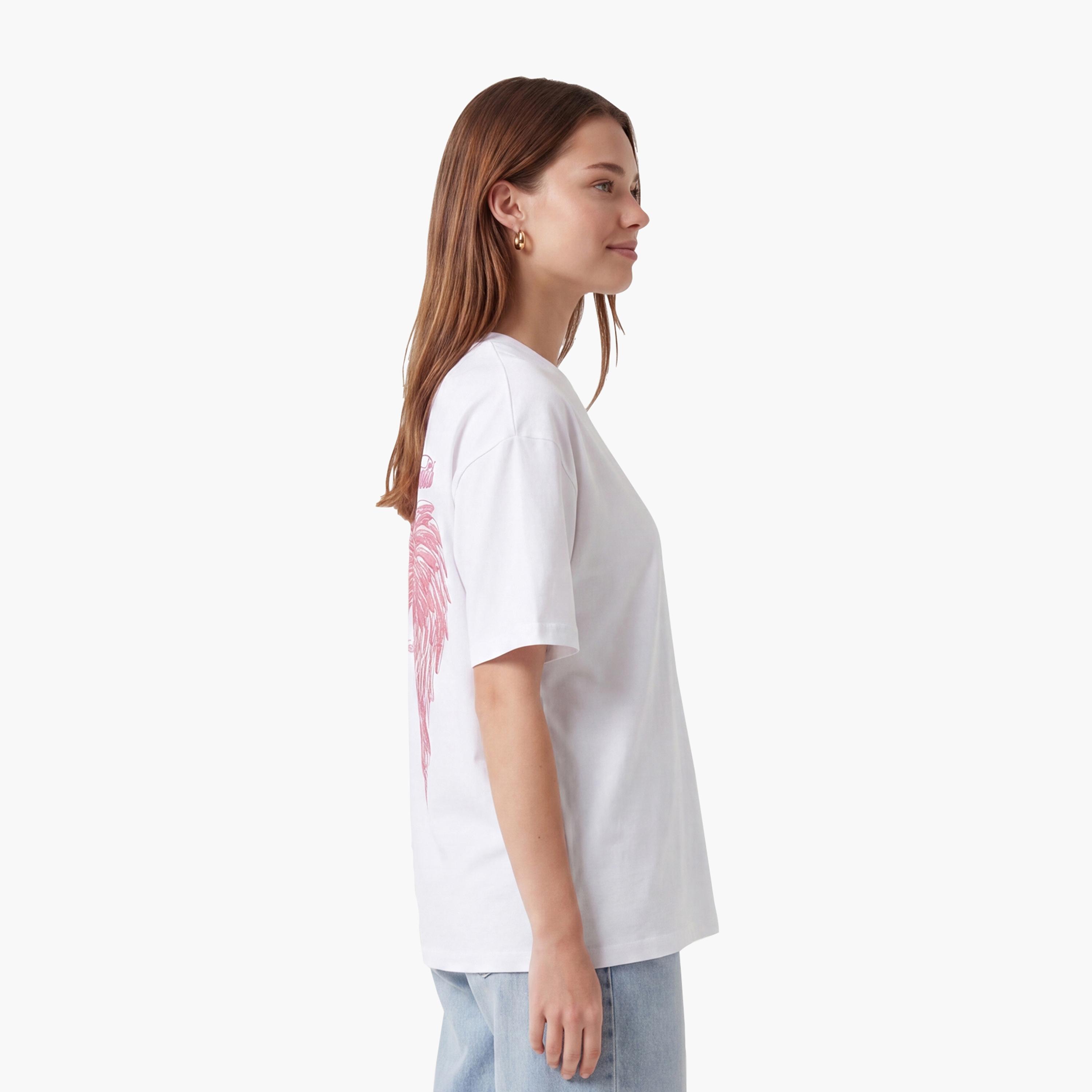 تي شيرت نسائي قطني بطبعة جرافيكية باللون الأبيض من كوتون-women-clothing-tshirts-image-3