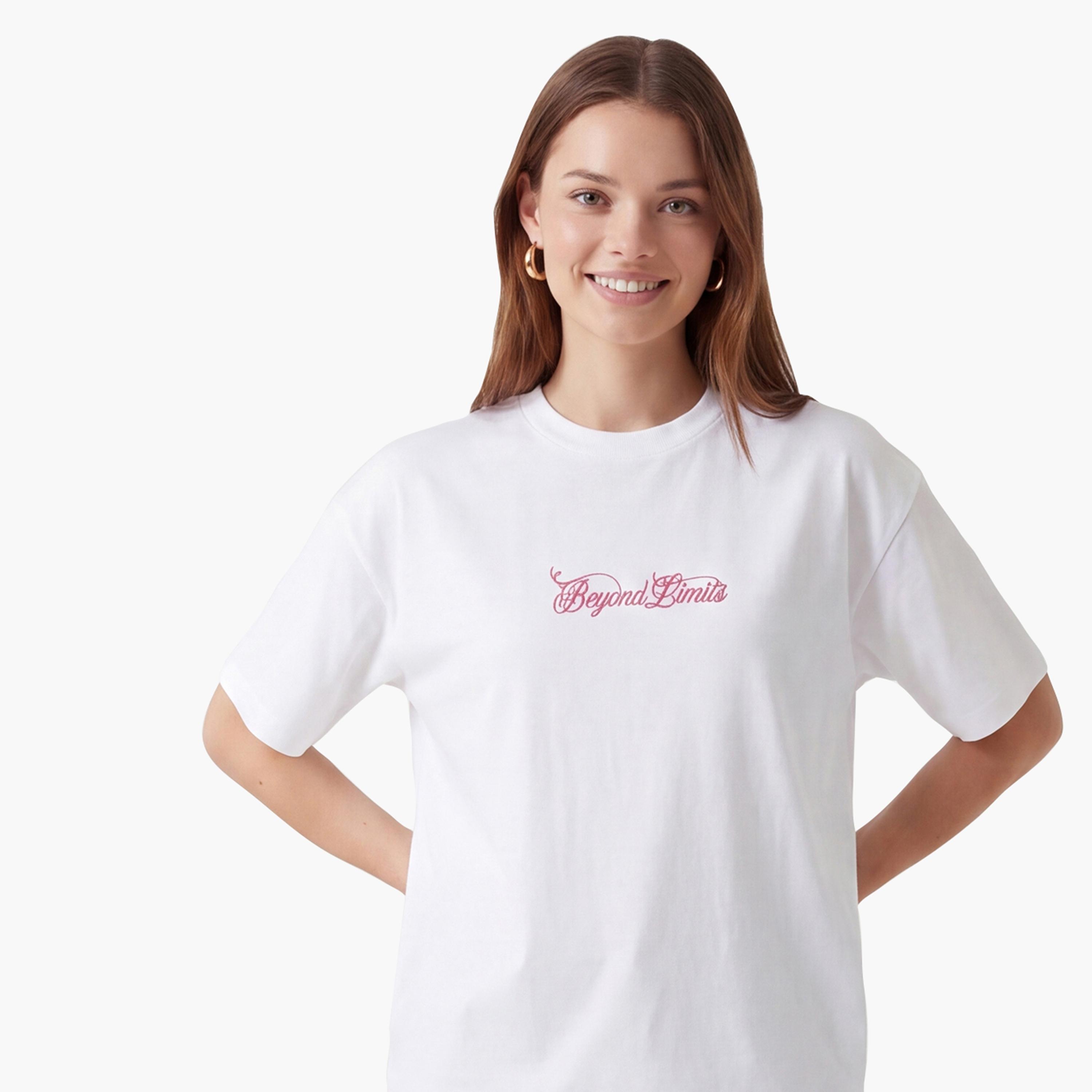 تي شيرت نسائي قطني بطبعة جرافيكية باللون الأبيض من كوتون-women-clothing-tshirts-image-5