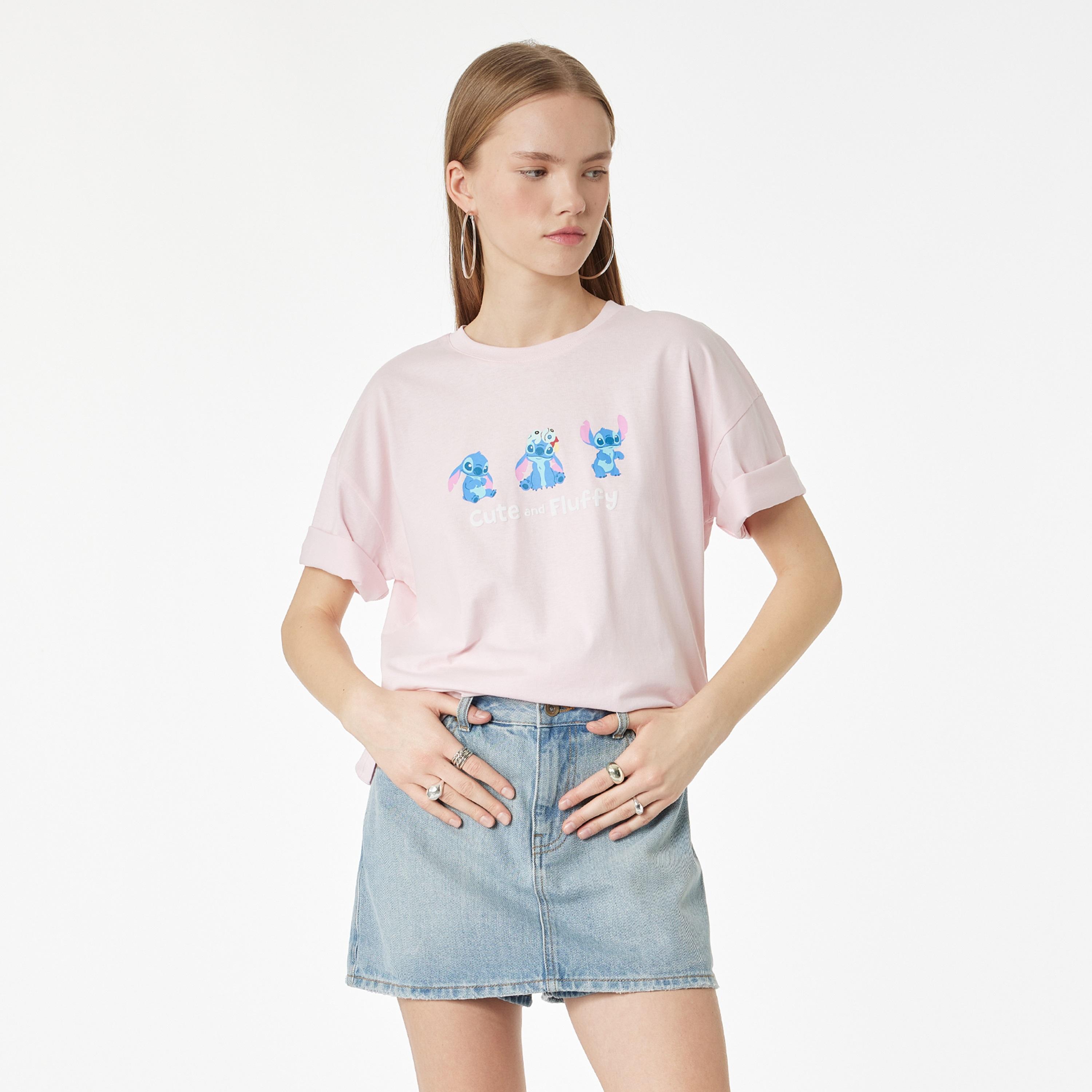 تيشيرت قطني نسائي بطبعة "غرافيك ستيتش" بلون وردي من كوتون-women-clothing-tshirts-image-1