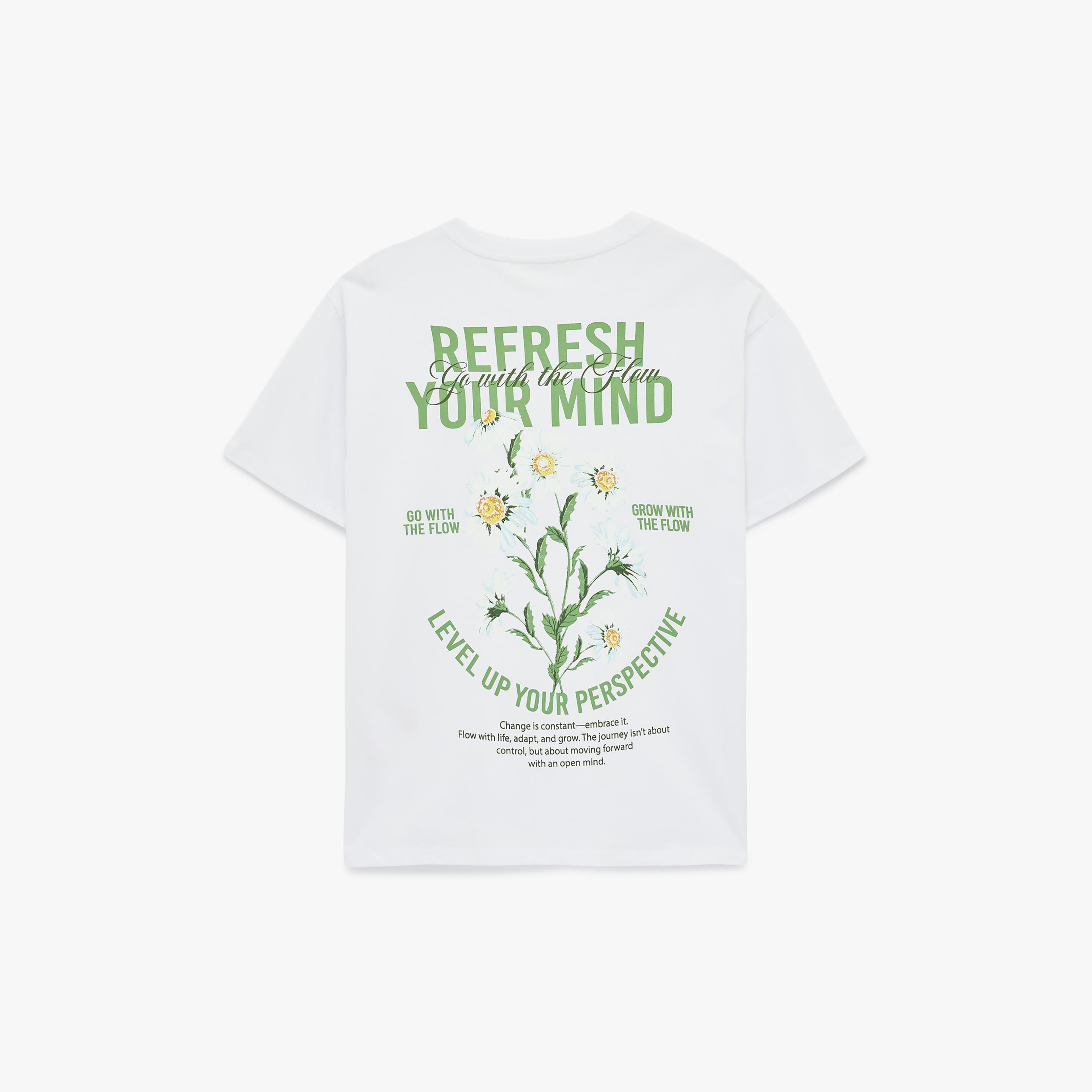 تيشيرت قطني نسائي بطبعة "غرافيك" الزهور بلون أبيض من كوتون-women-clothing-tshirts-image-6