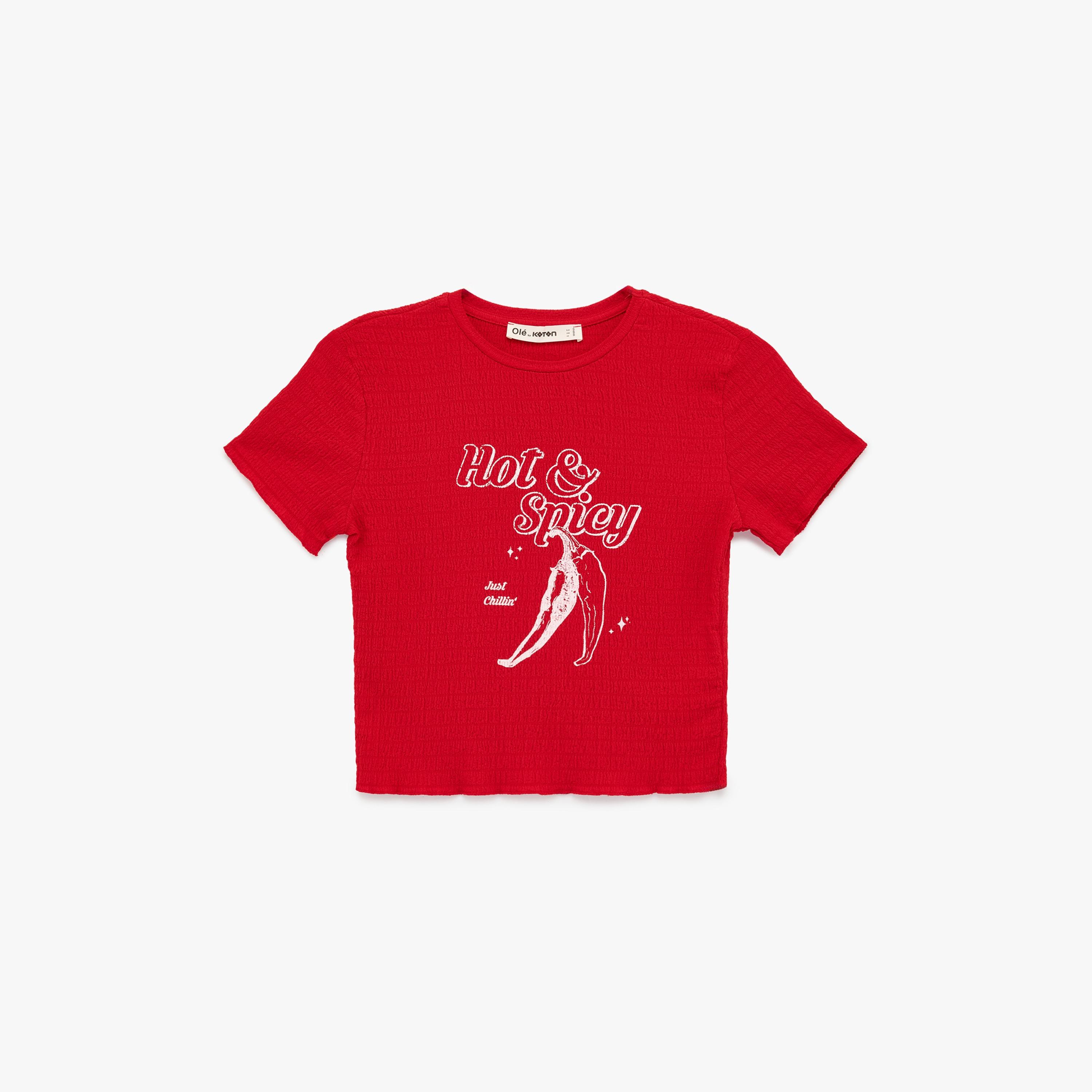 تيشيرت نسائي بطبعة "غرافيك" الفلفل الحار (شيلي) بلون أحمر من كوتون-women-clothing-tshirts-image-3