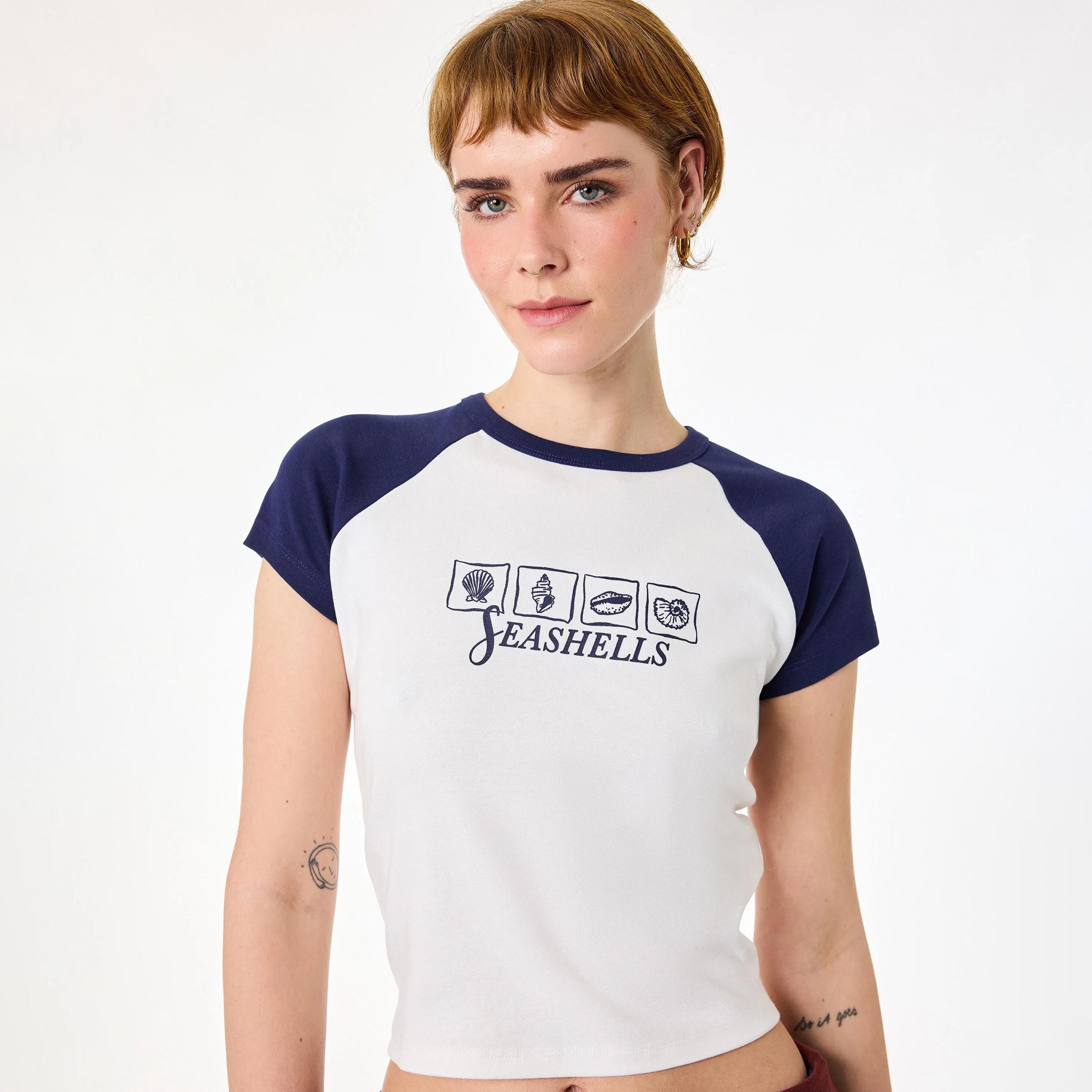 KOTON Ecru Melange Color-Blocked Graphic Print Raglan Sleeves Women's T-Shirt-women-clothing-tshirts-image-3