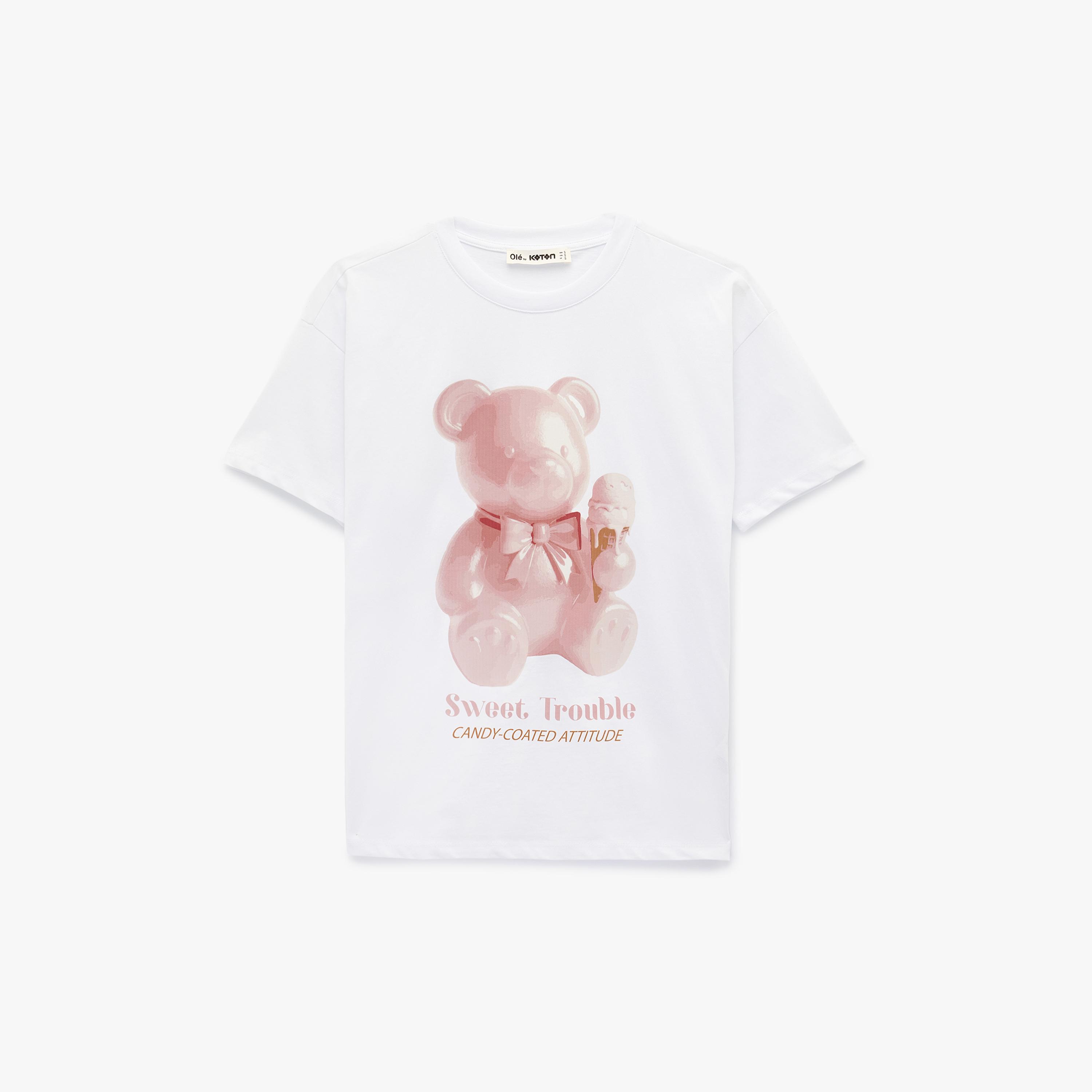 تيشيرت قطني نسائي بطبعة "غرافيك" لدب "تيدي" بلون أبيض من كوتون-women-clothing-tshirts-image-3