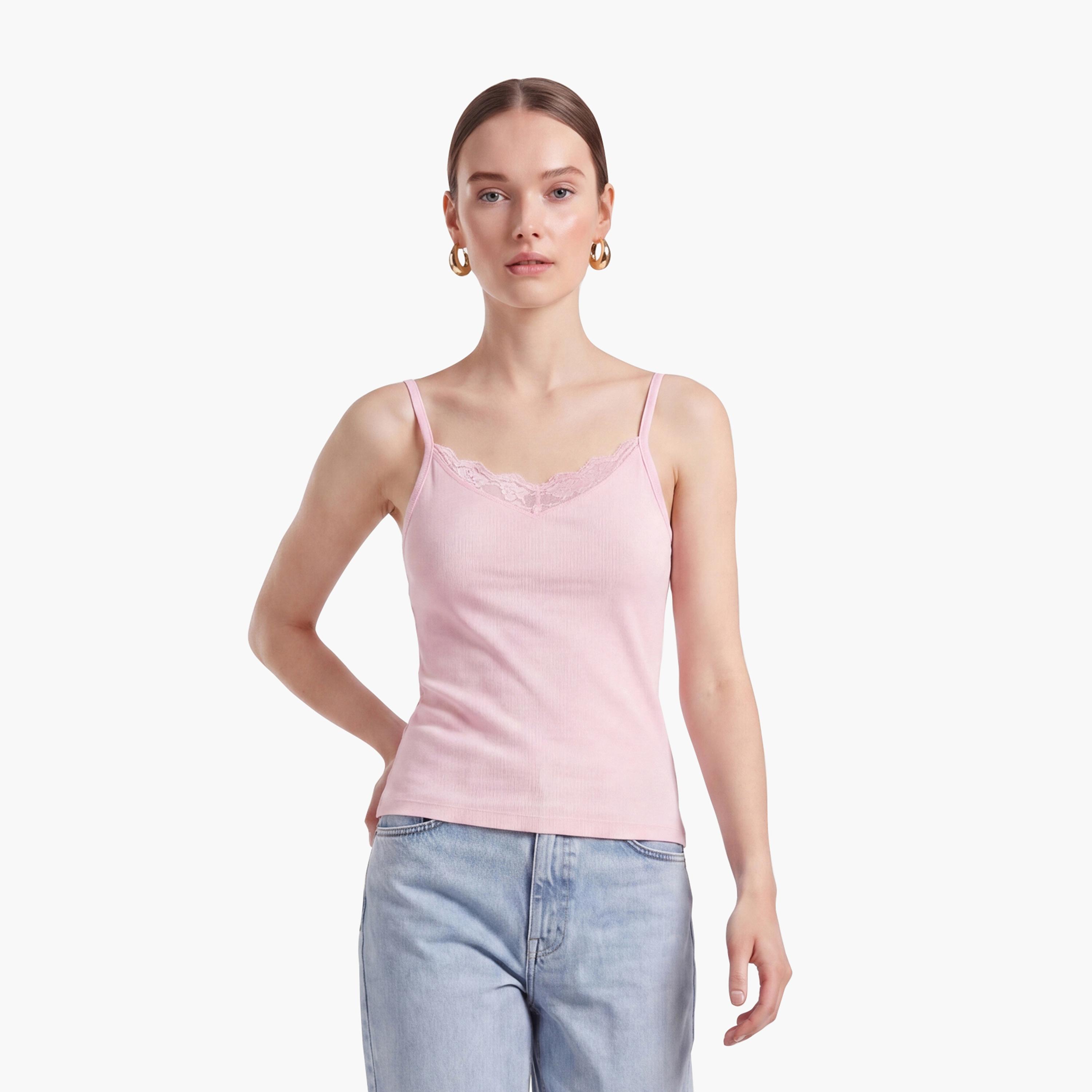 توب تانك نسائي بحمالات كتف وتفاصيل دانتيل بلون وردي من كوتون-women-clothing-shirtsandblouses-blouses-image-1