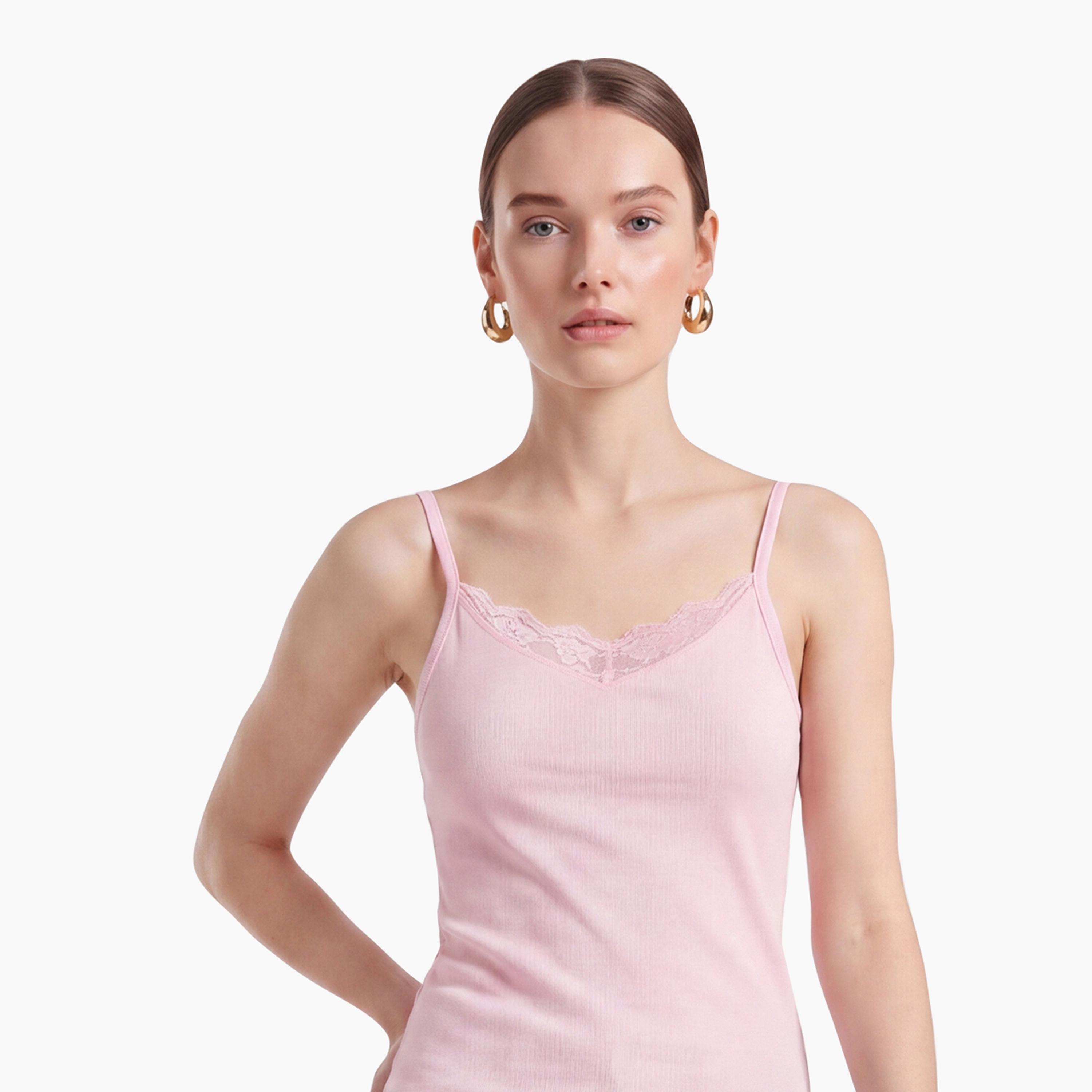 توب تانك نسائي بحمالات كتف وتفاصيل دانتيل بلون وردي من كوتون-women-clothing-shirtsandblouses-blouses-image-5
