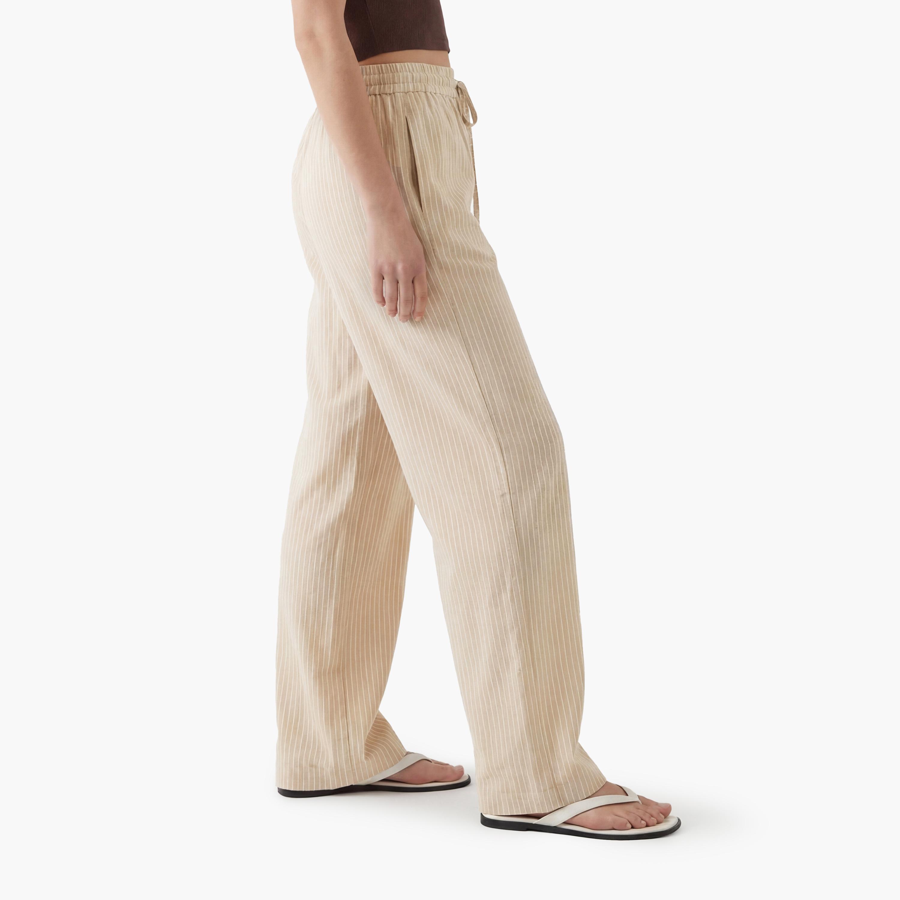 بنطلون نسائي واسع الساق بخصر برباط وتصميم مخطط بلون بيج من كوتون-women-clothing-bottoms-trousers-image-4