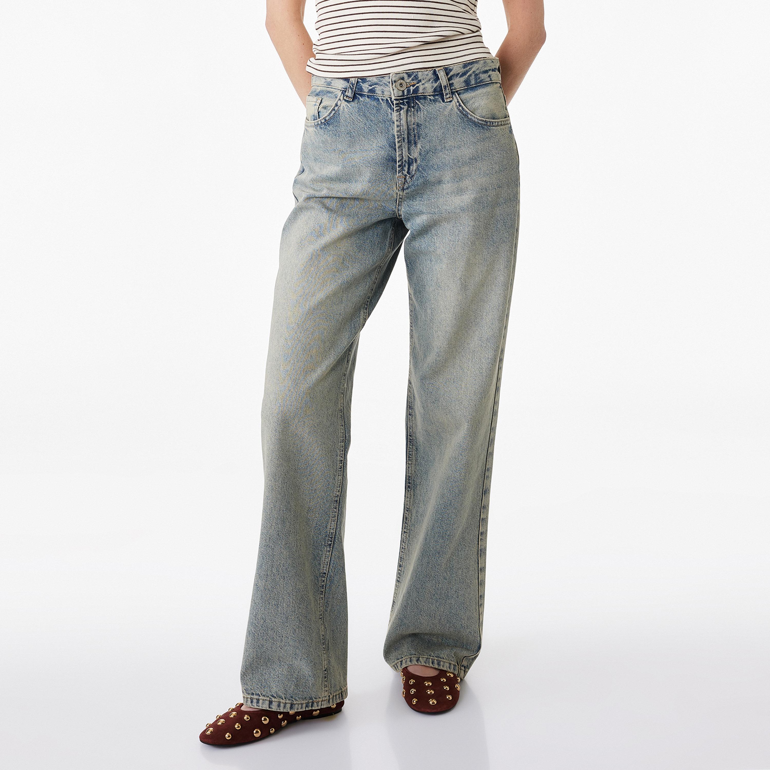 بنطلون جينز نسائي خصر متوسط قصة مستقيمة "ستريت فت" مغسول من كوتون-women-clothing-bottoms-jeans-image-1